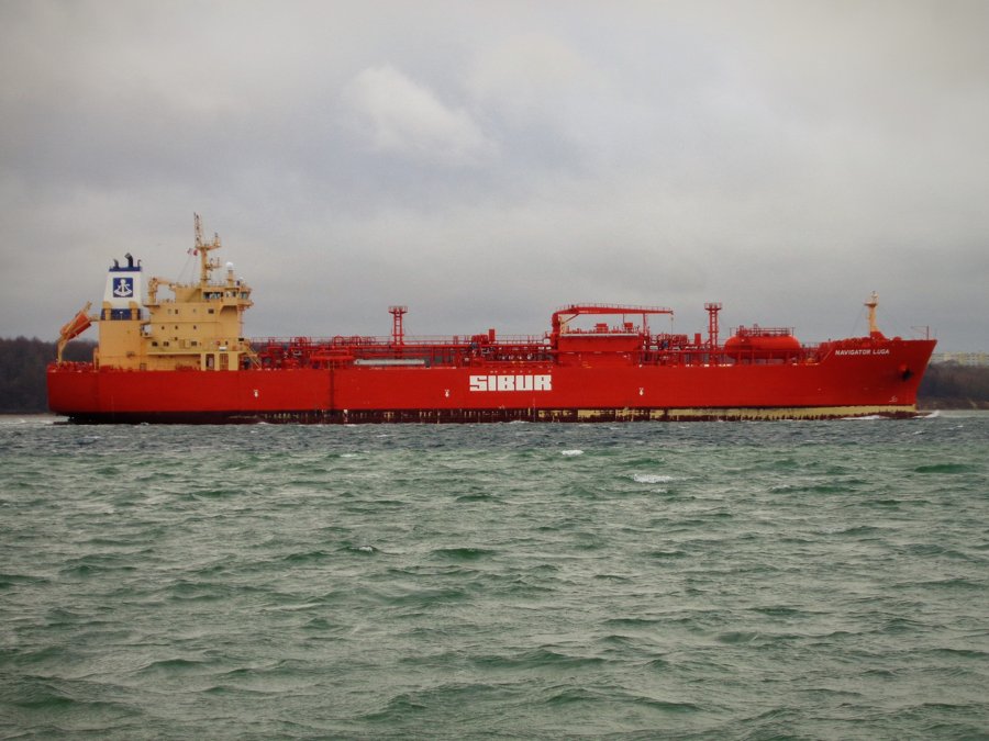 Ship Expected: NAVIGATOR LUGA for Forth Braefoot Terminal 