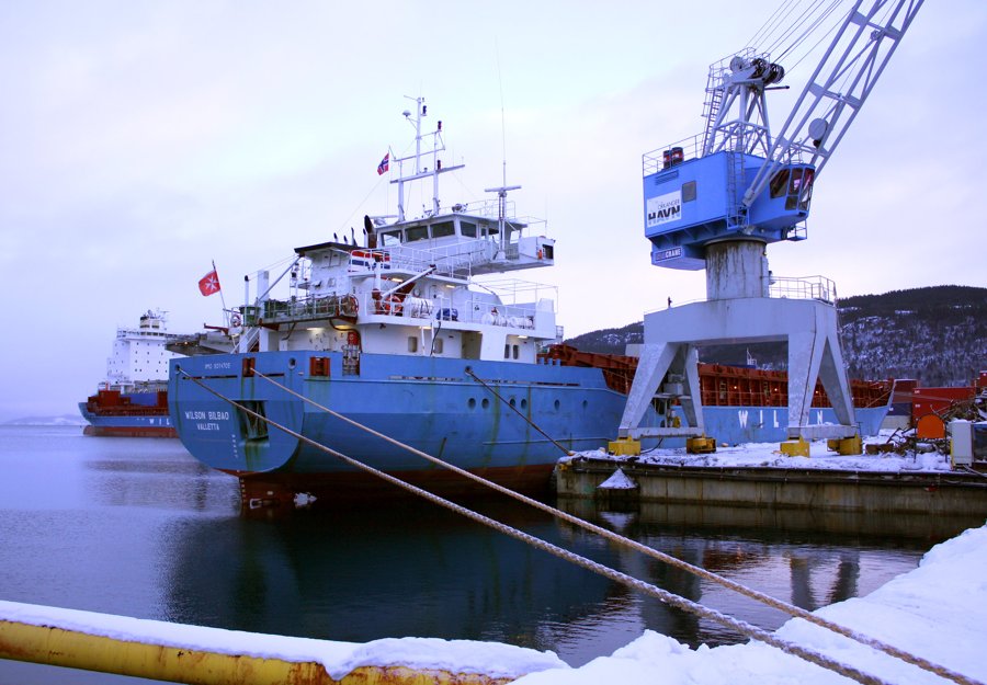 Currently off Lisboa for Belfast: WILSON BILBAO