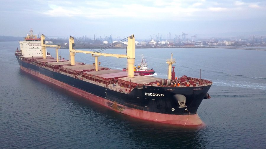 West Map: Currently anchored off Robert's Cove for Ringaskiddy: bulker OSOGOVO