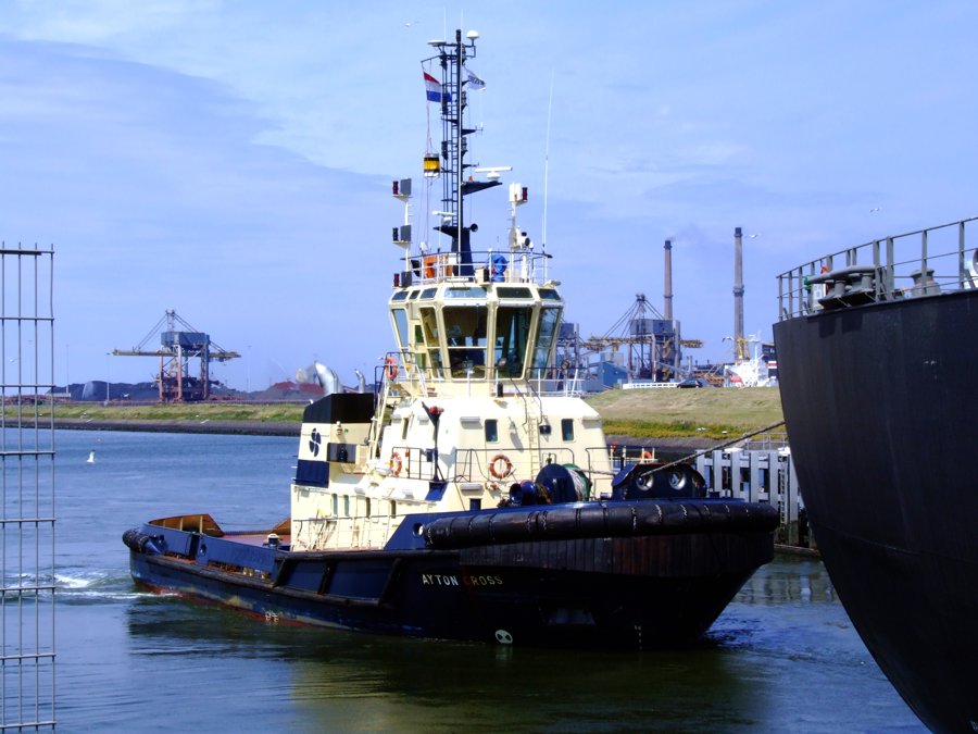 AYTON CROSS Currently appears to have replaced SVITZER WARDEN