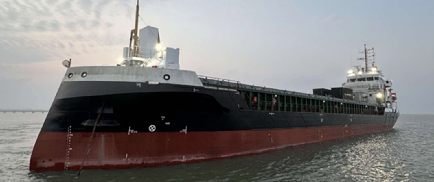 Bristol Channel Arrival: ECHO PETRA          