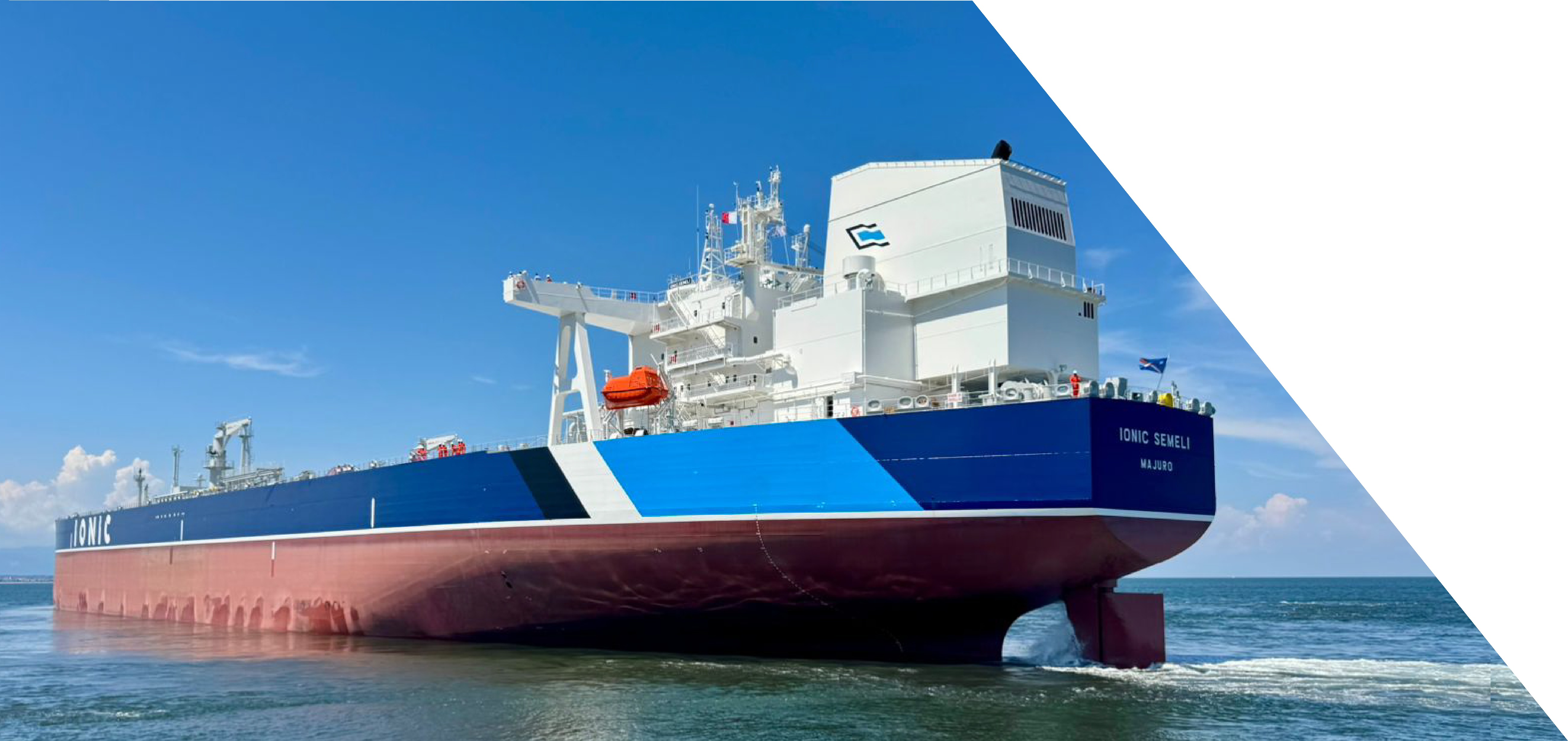 Transit: IONIC SEMELI         entering English South Coast at The Dover Strait