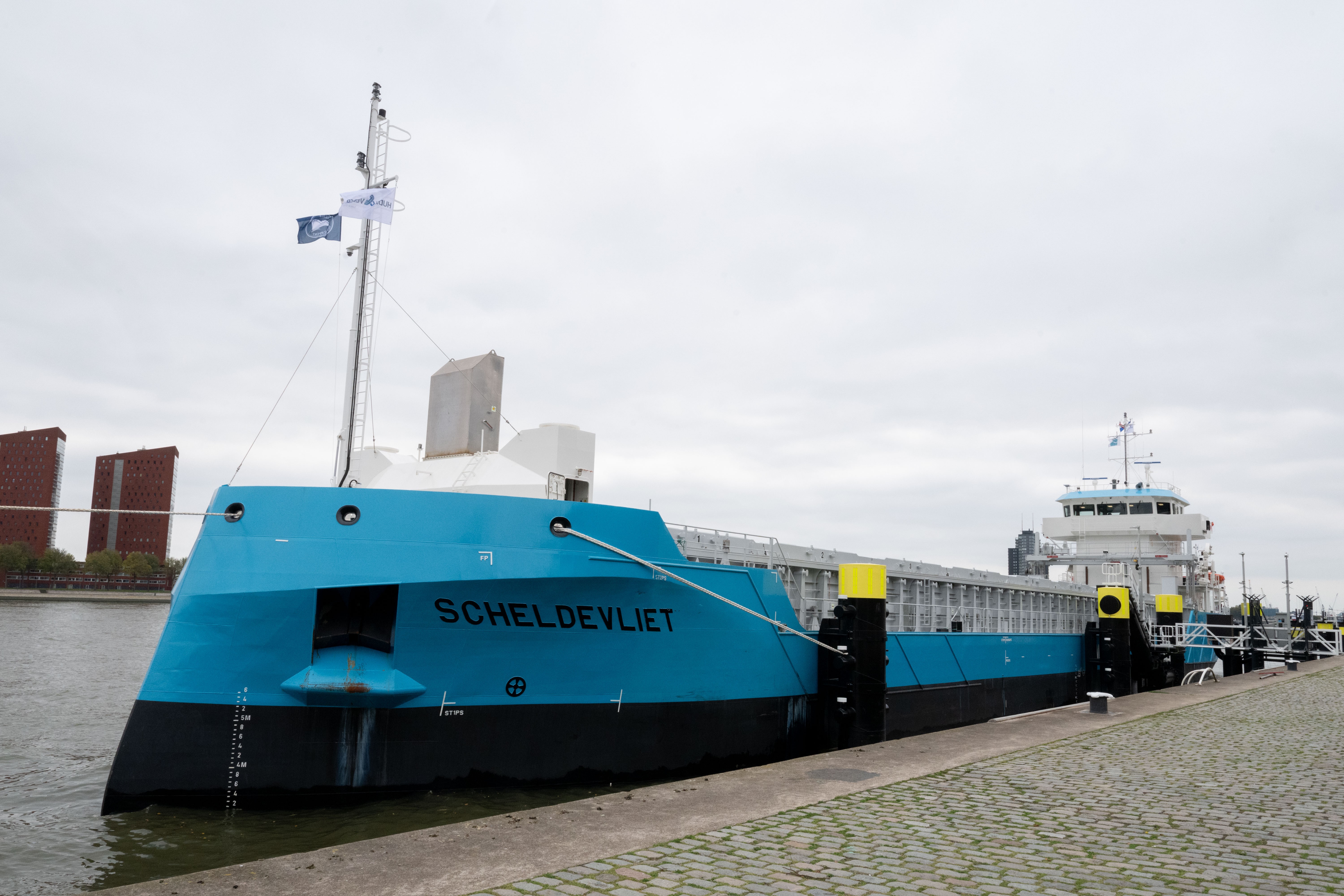 Transit: SCHELDEVLIET         entering English South Coast at The Dover Strait