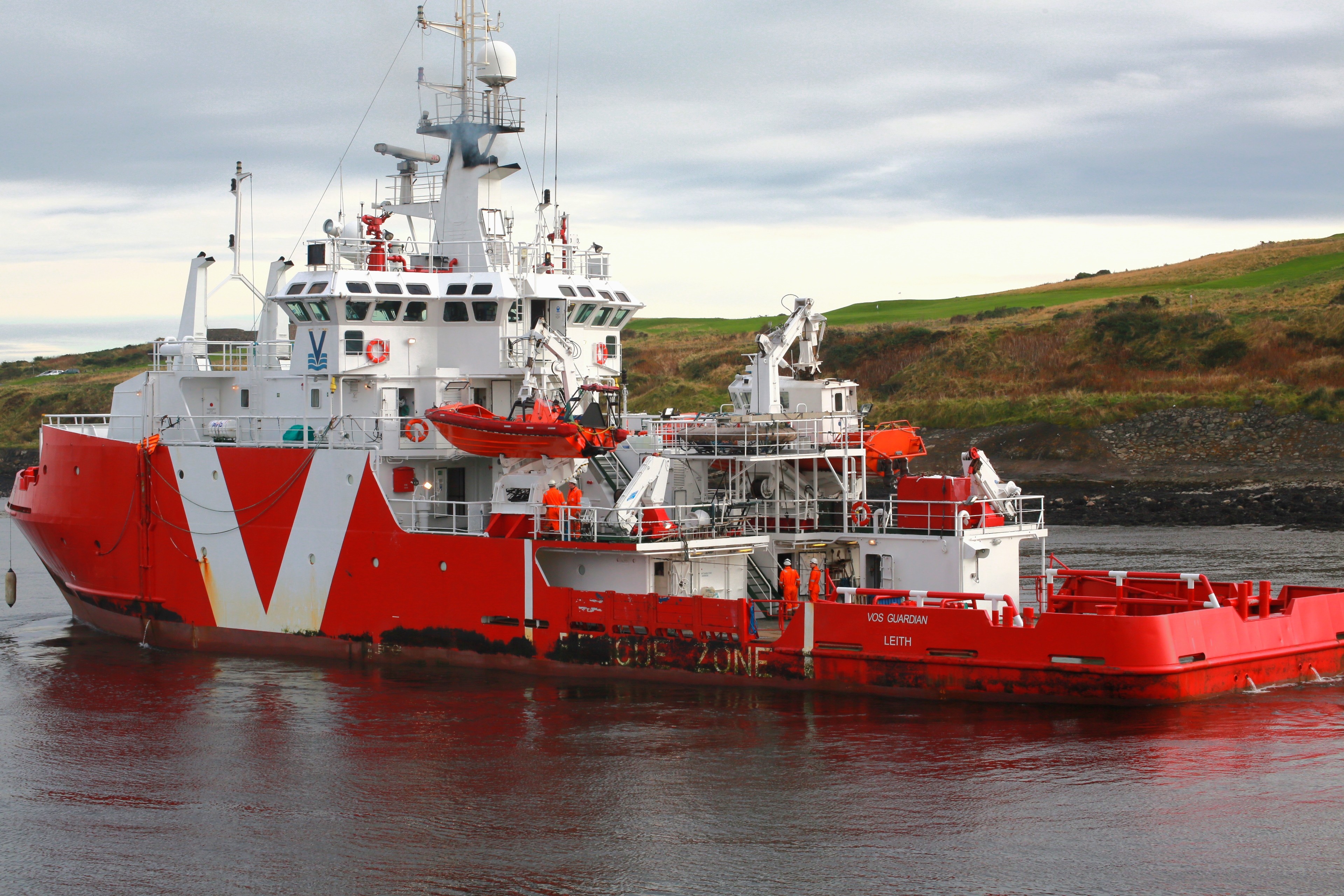  Scottish East Coast - VOS GUARDIAN transiting Aberdeenshire Coast