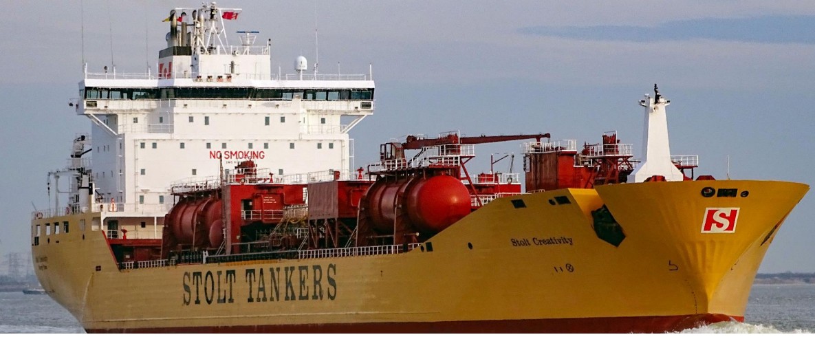 Transit: STOLT CREATIVITY     entering English South Coast at The Dover Strait
