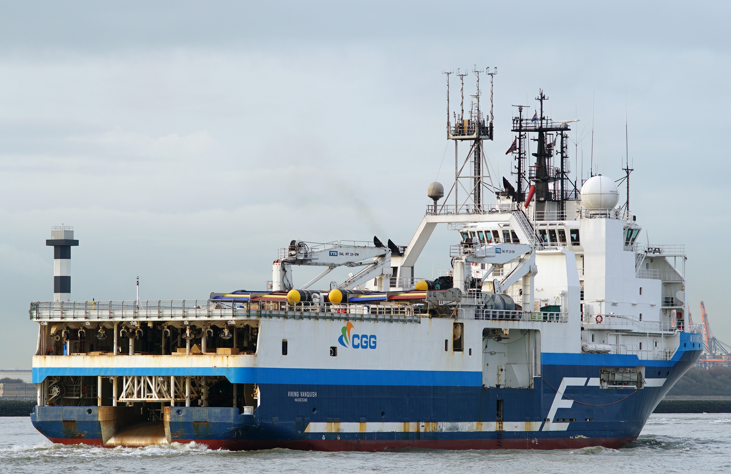 Transit: C-INSTALLER entering English South Coast at The Dover Strait