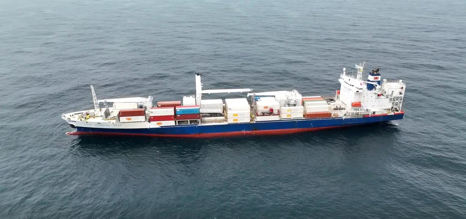 Transit: COTE D IVOIRIAN STAR entering English South Coast at The Dover Strait