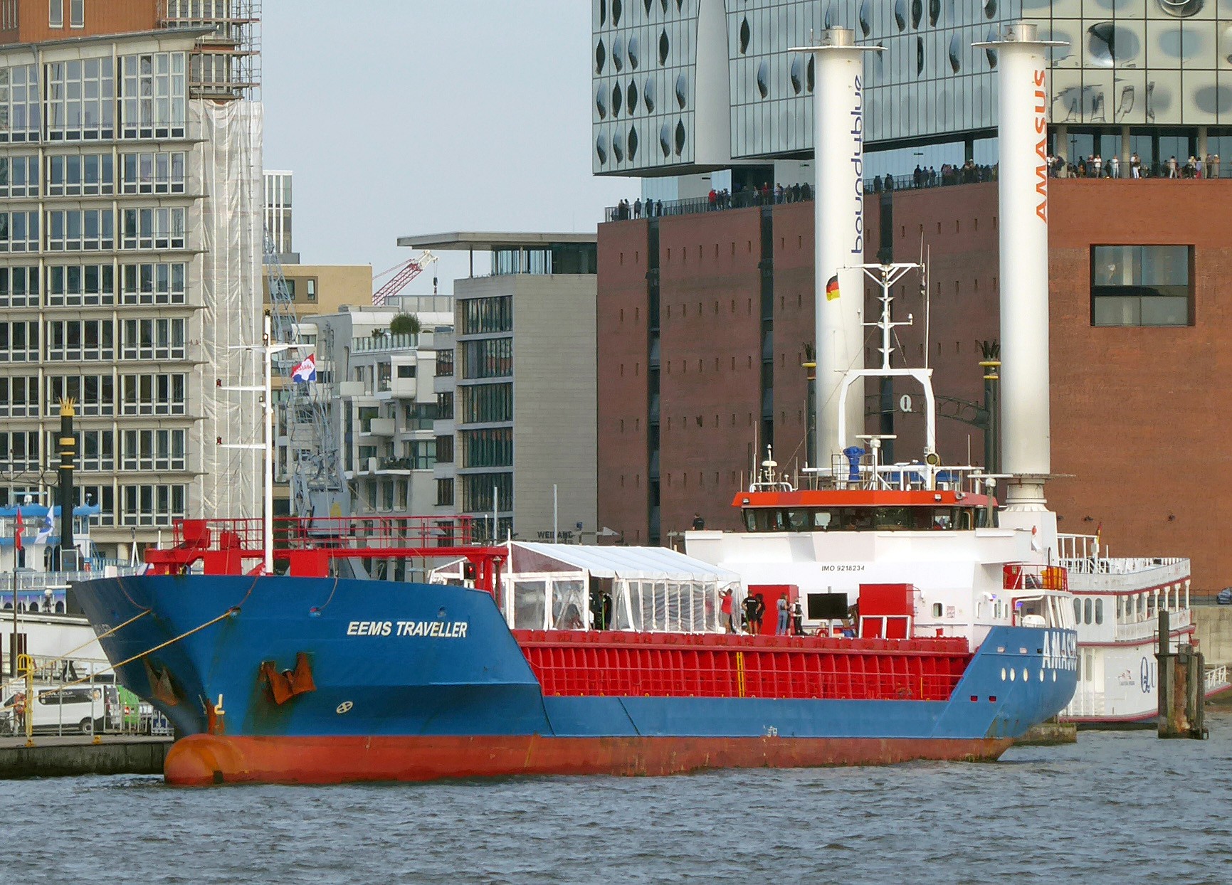 Transit: EEMS TRAVELLER entering English South Coast at The Dover Strait