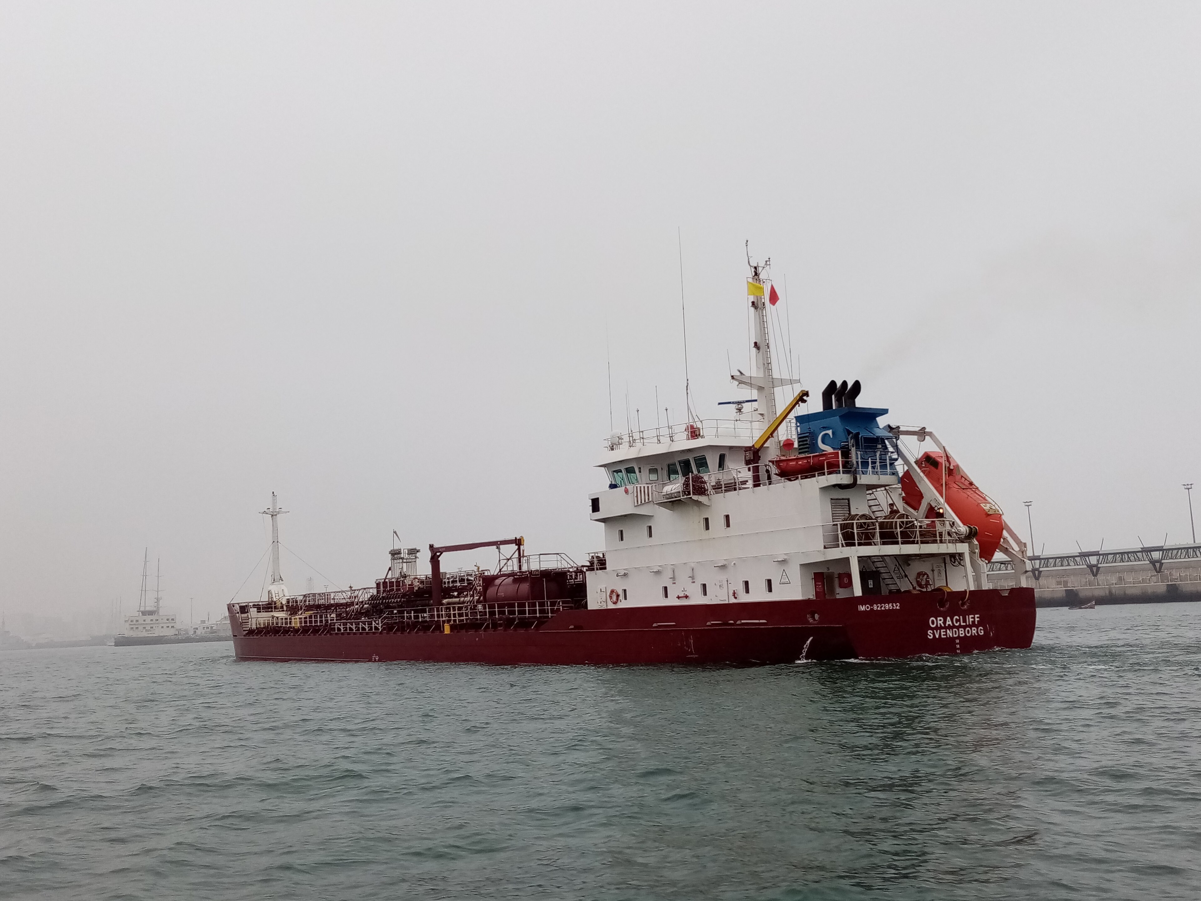  Irish Sea - ORACLIFF             transiting North Channel Belfast