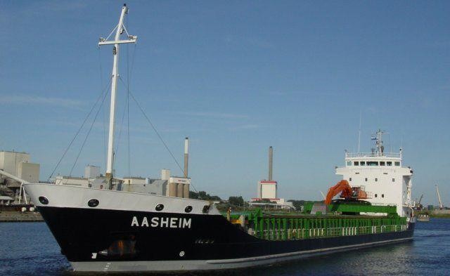 Transit: AASHEIM              entering English South Coast at The Dover Strait