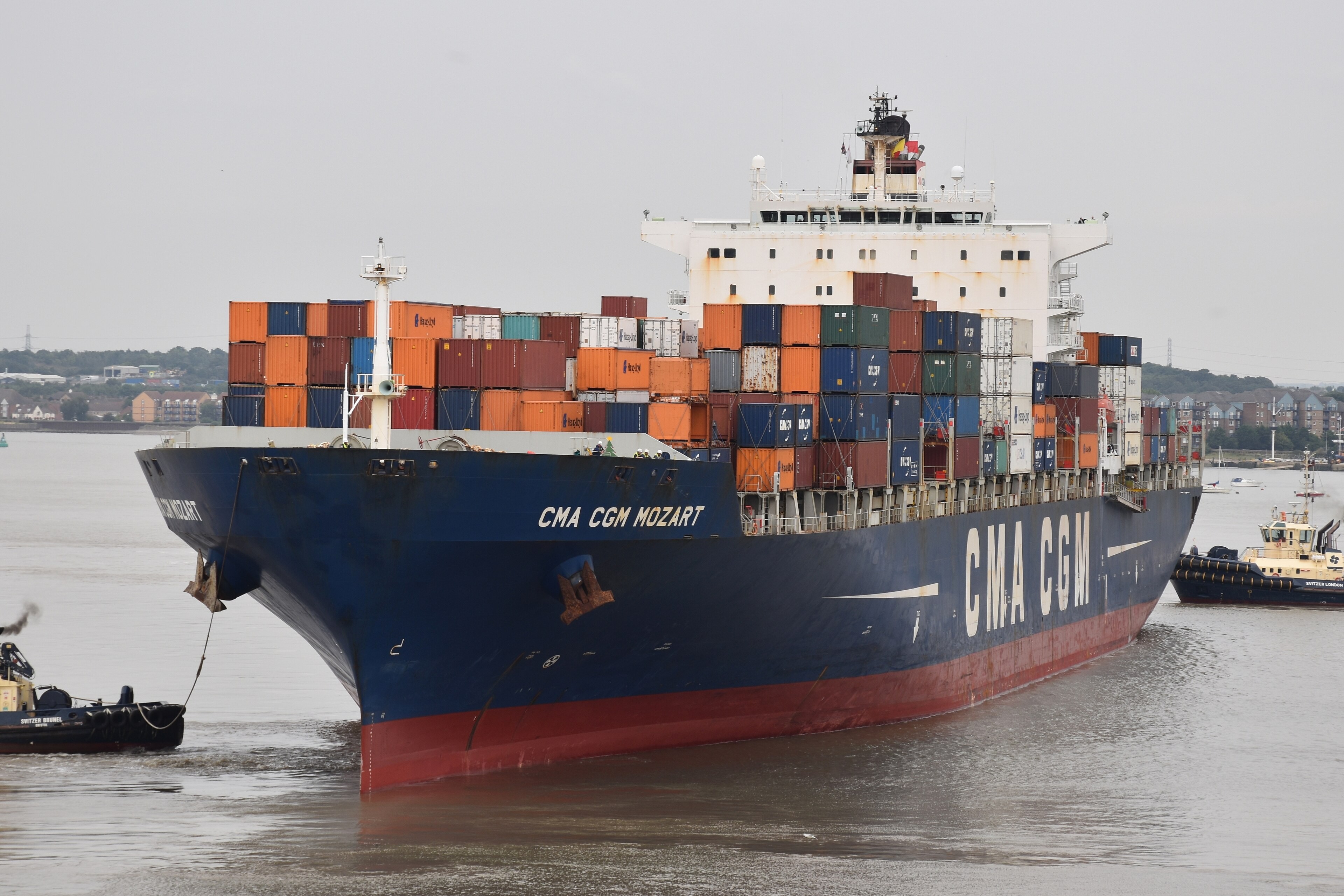 Transit: CMA CGM MOZART entering English South Coast at The Dover Strait