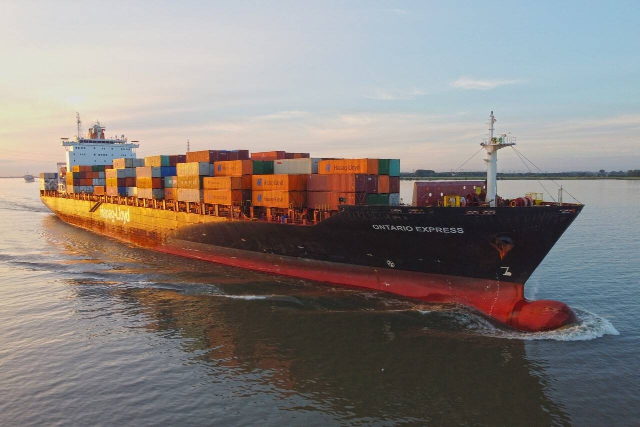  Irish Sea - ONTARIO EXPRESS transiting St Georges Channel
