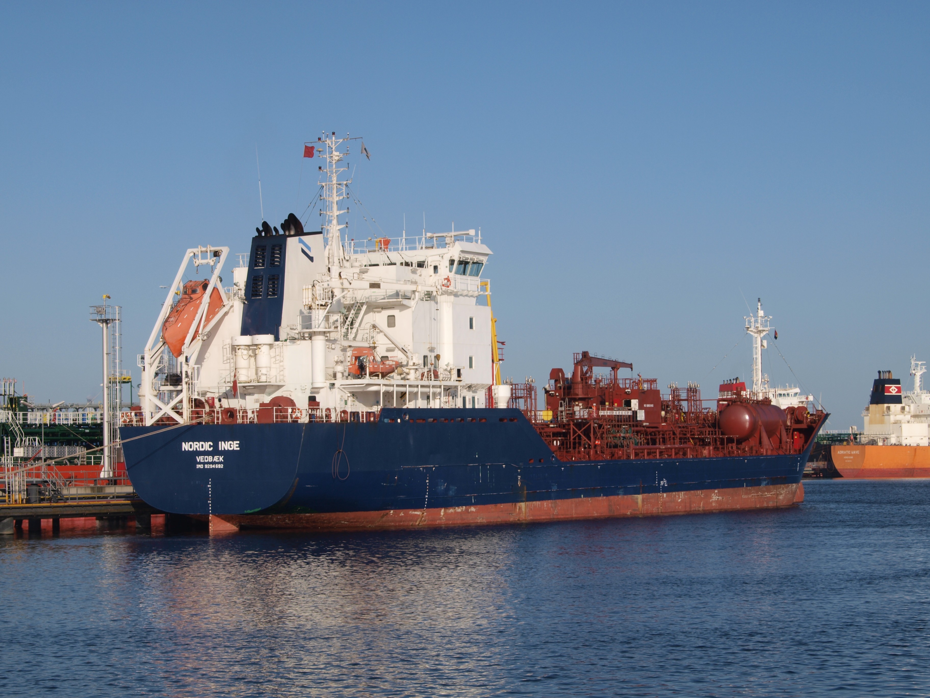 Thames Departure: BIRTHE ESSBERGER    