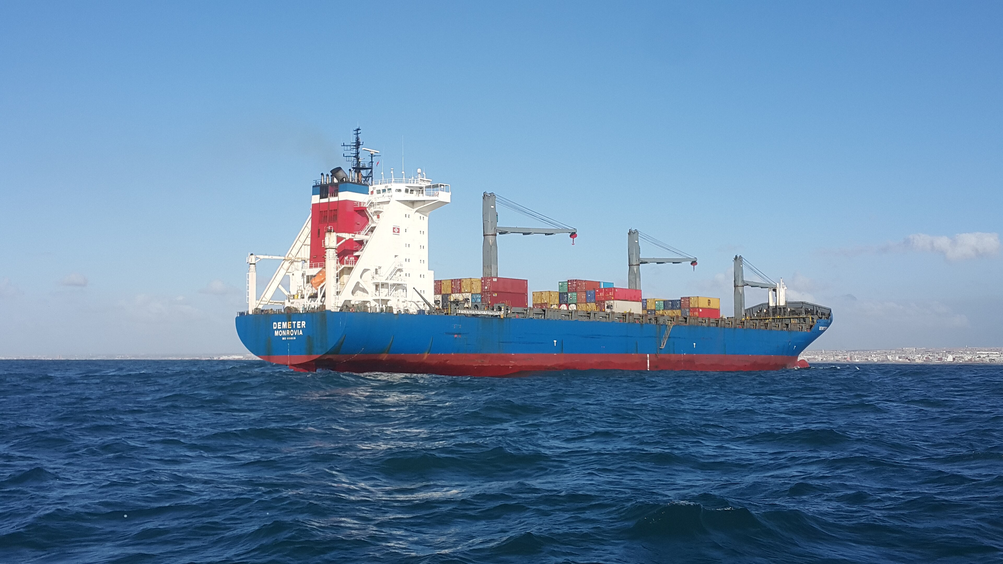 Transit: INDEPENDENT PRIMERO entering English South Coast at The Dover Strait