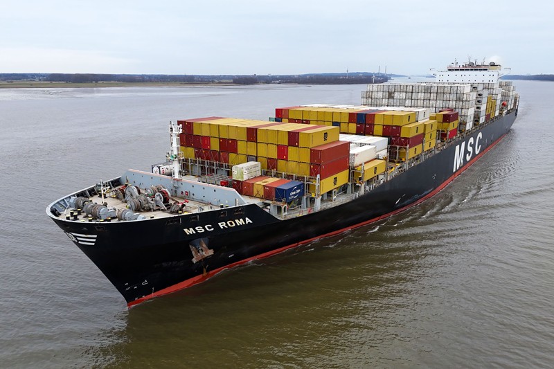  Celtic Sea - MSC ROMA             transiting Celtic Sea