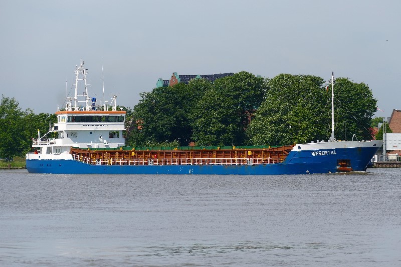  Celtic Sea - WESERTAL             transiting Celtic Sea