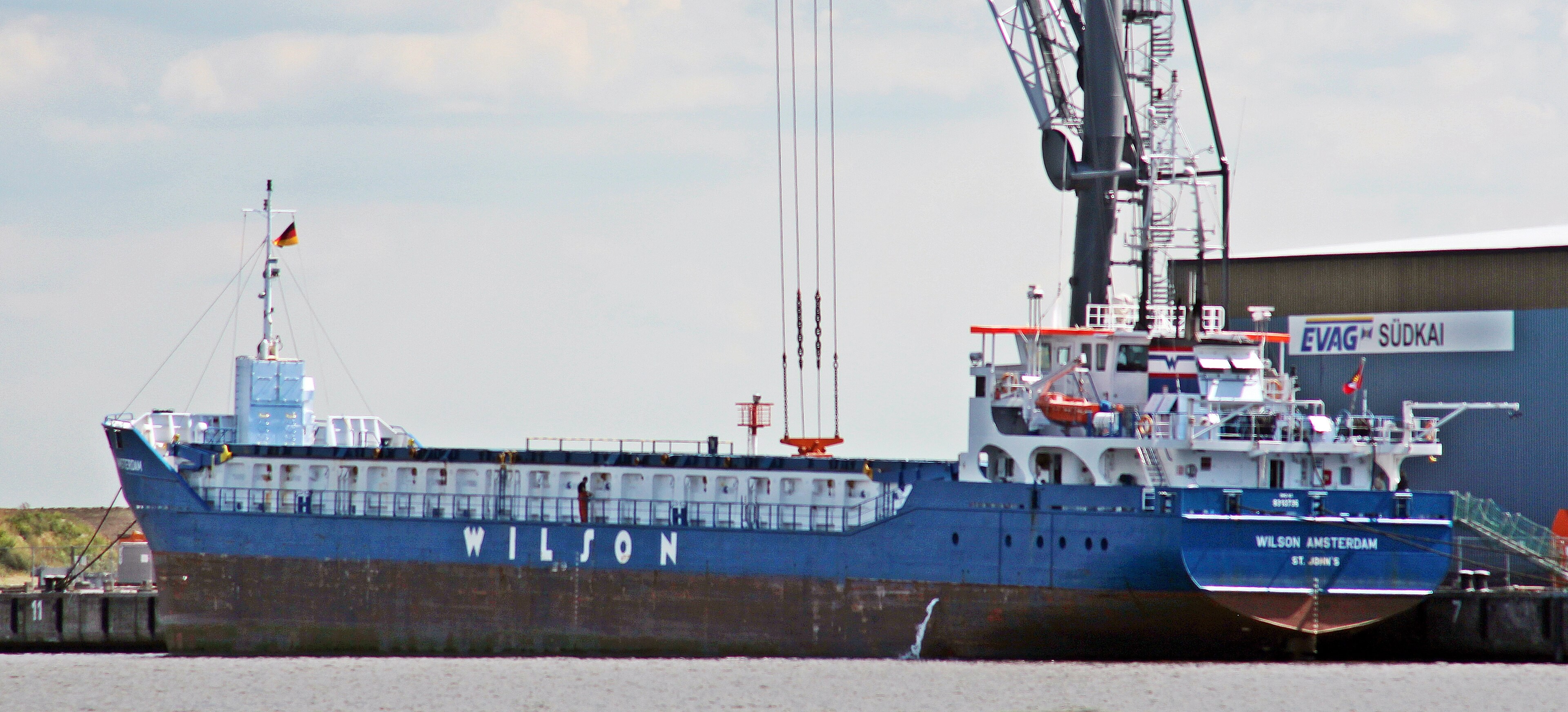  Irish Sea - WILSON AMSTERDAM     transiting North Channel Belfast