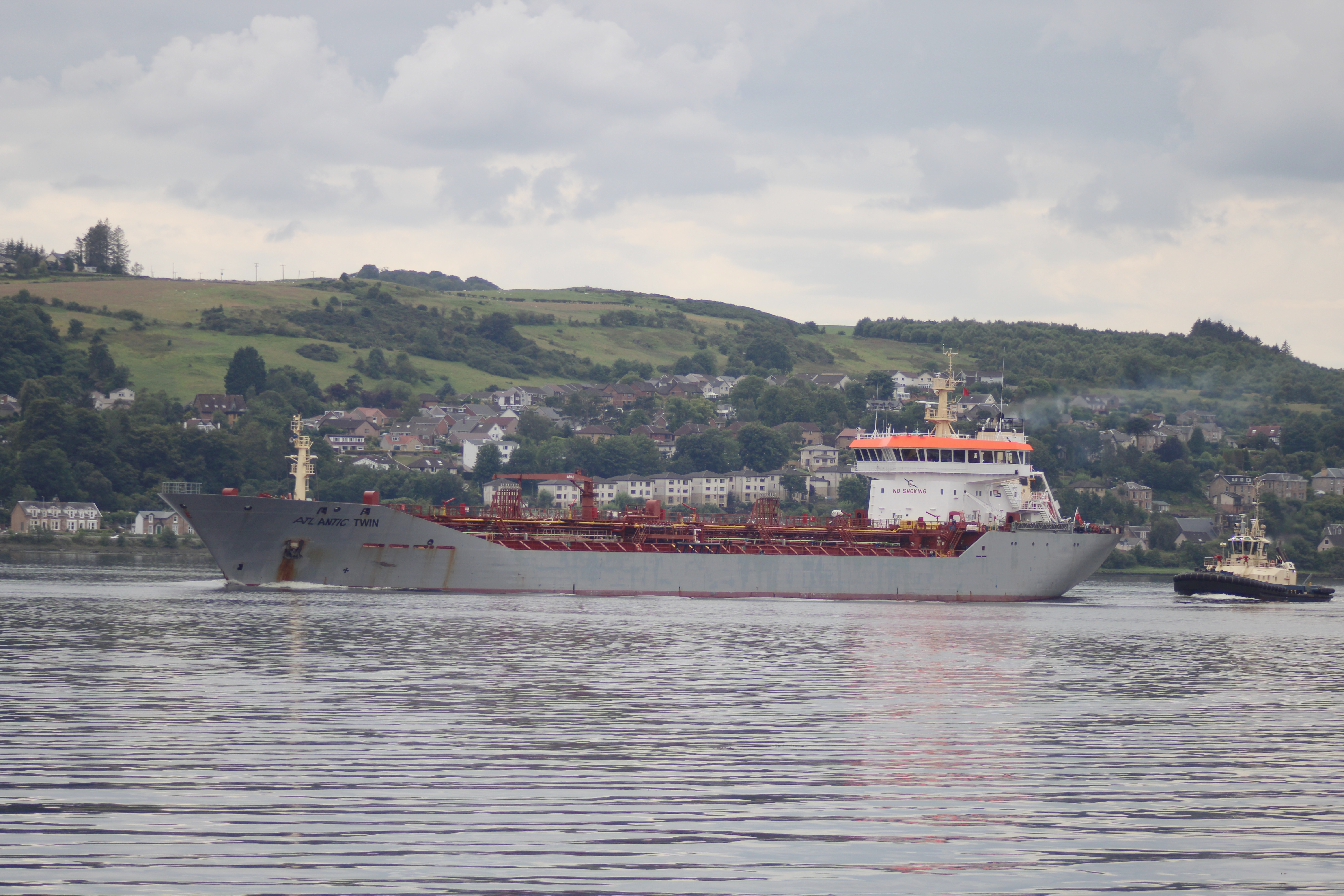  Irish Sea - ATLANTIC TWIN        transiting Irish Sea West of Man