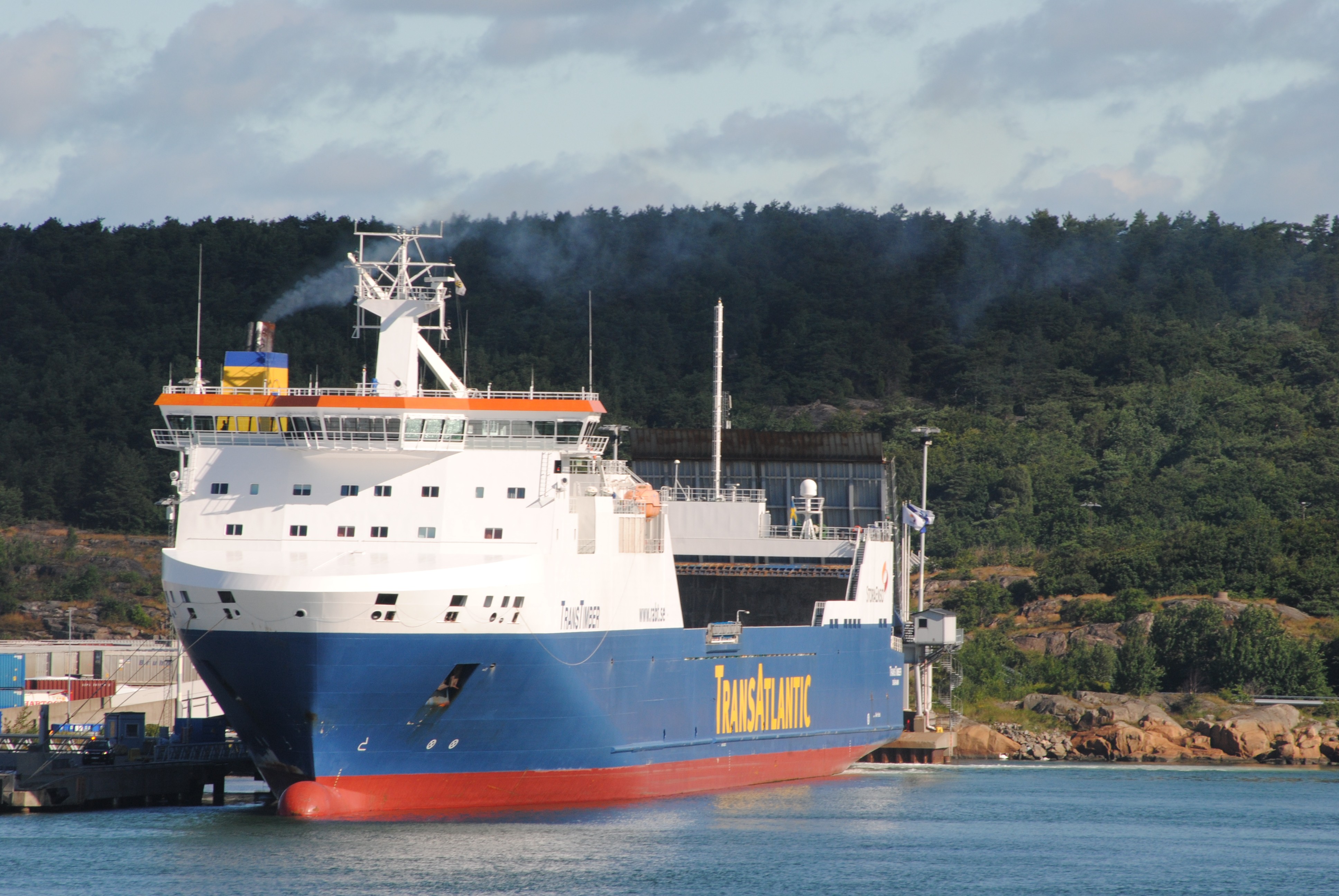 Transit: TUNDRALAND entering English South Coast at The Dover Strait