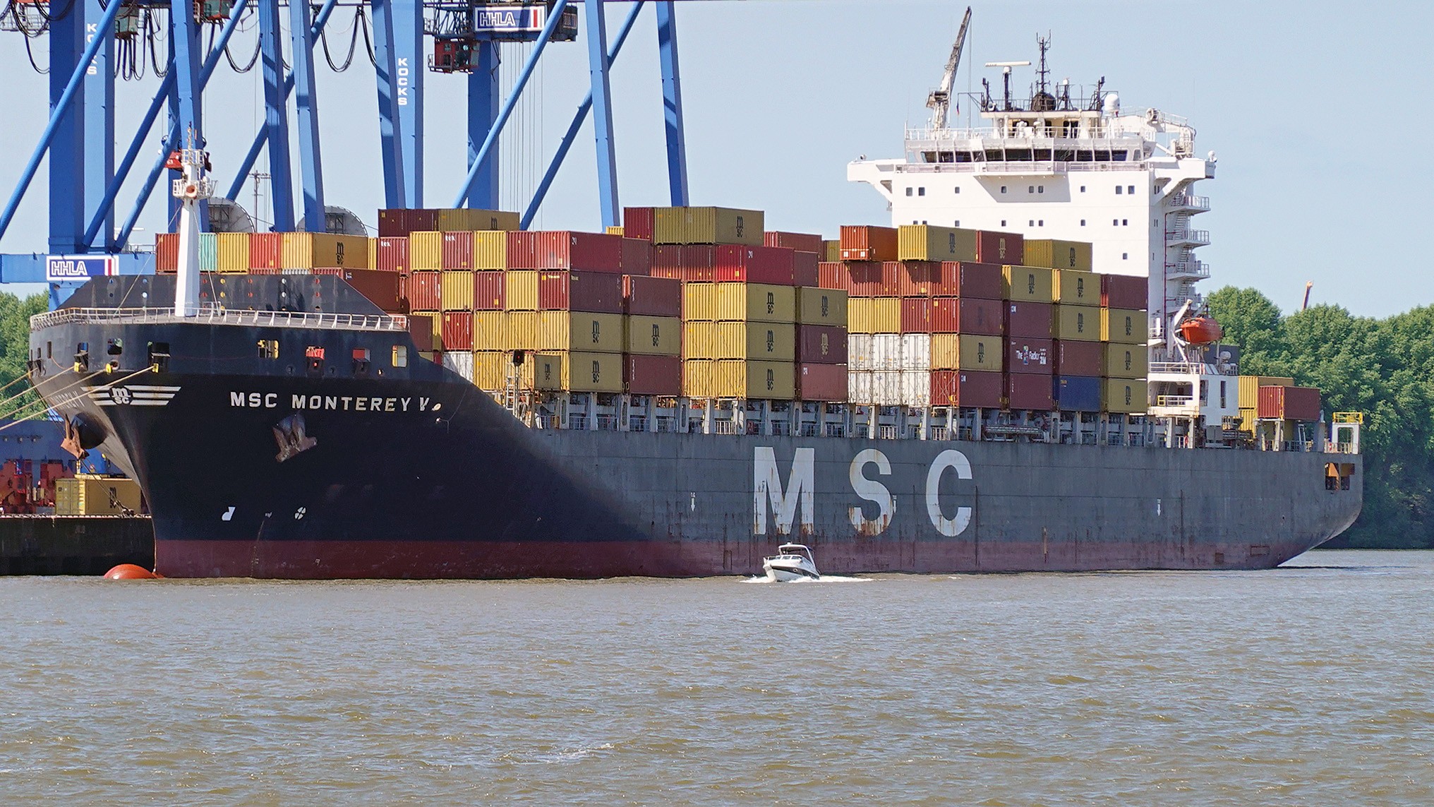  Celtic Sea - MSC MONTEREY V transiting Celtic Sea