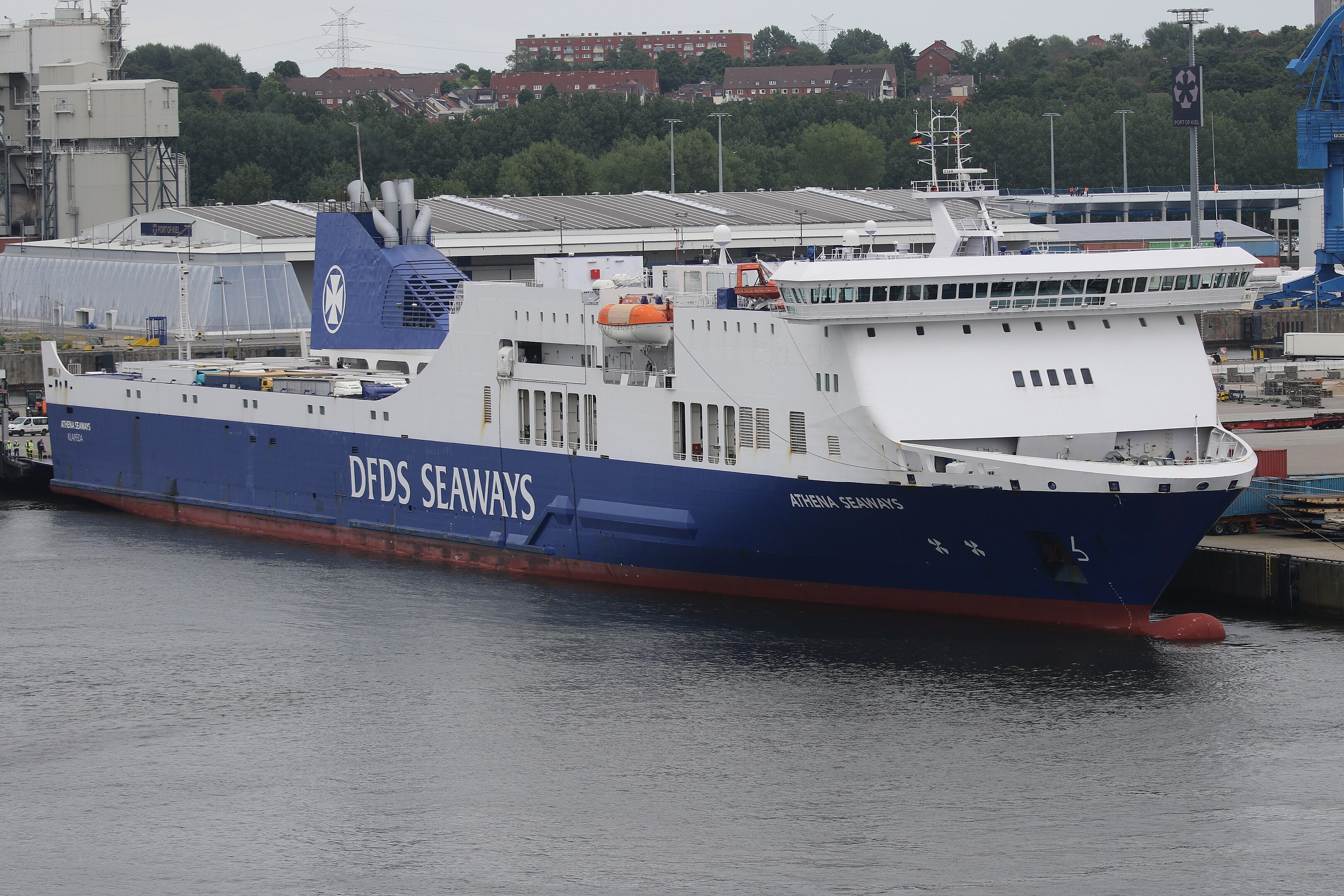  Irish Sea - ATHENA SEAWAYS transiting St Georges Channel