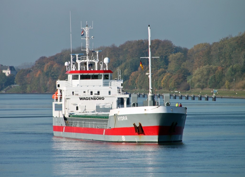 Transit: HYDRA                entering English South Coast at The Dover Strait