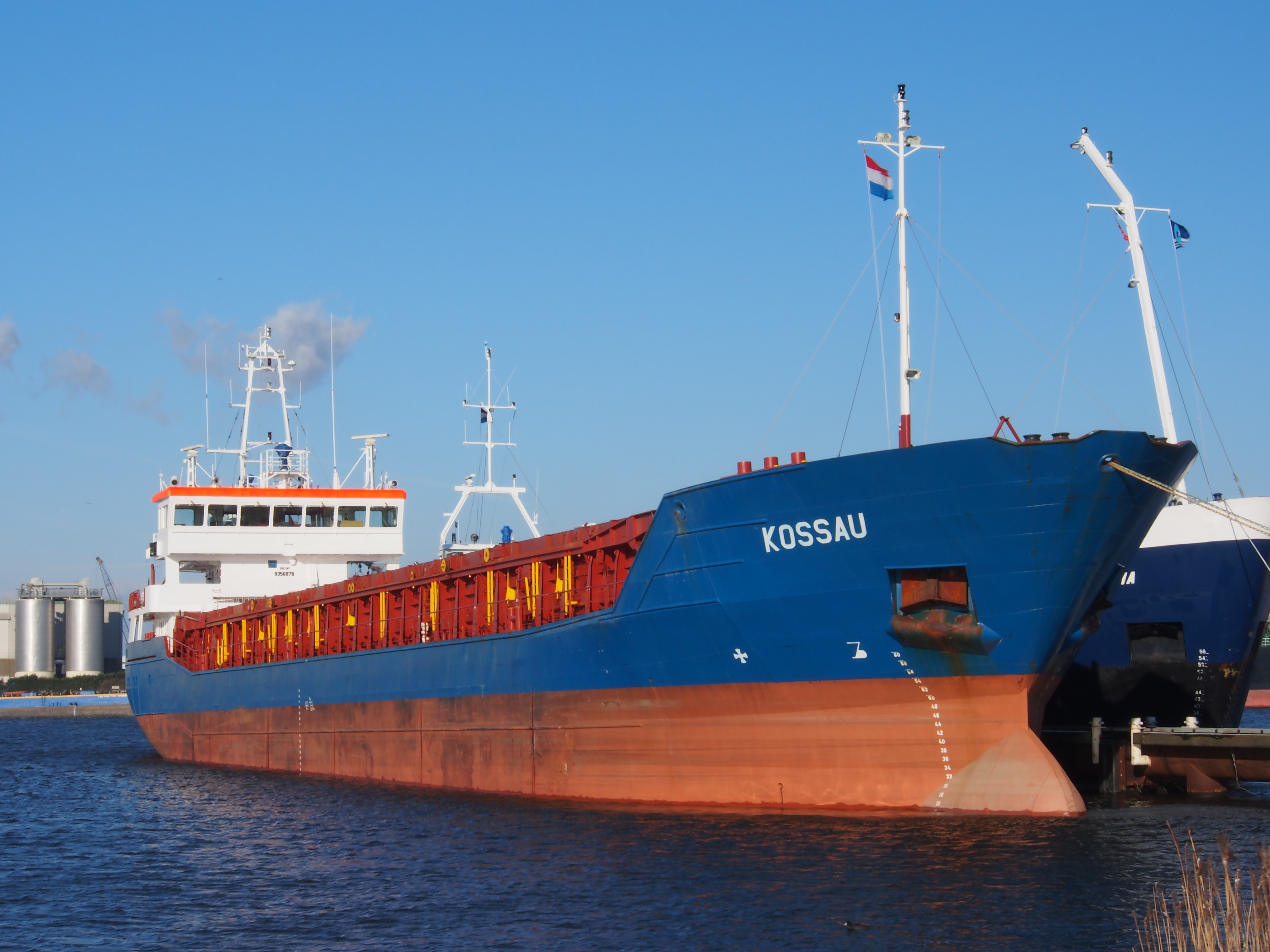 Transit: EMSTAL               entering English South Coast at The Dover Strait