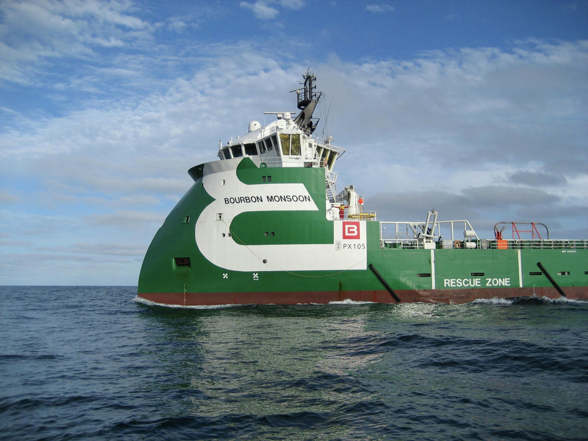  Scottish East Coast - MH MONSOON           transiting Aberdeenshire Coast
