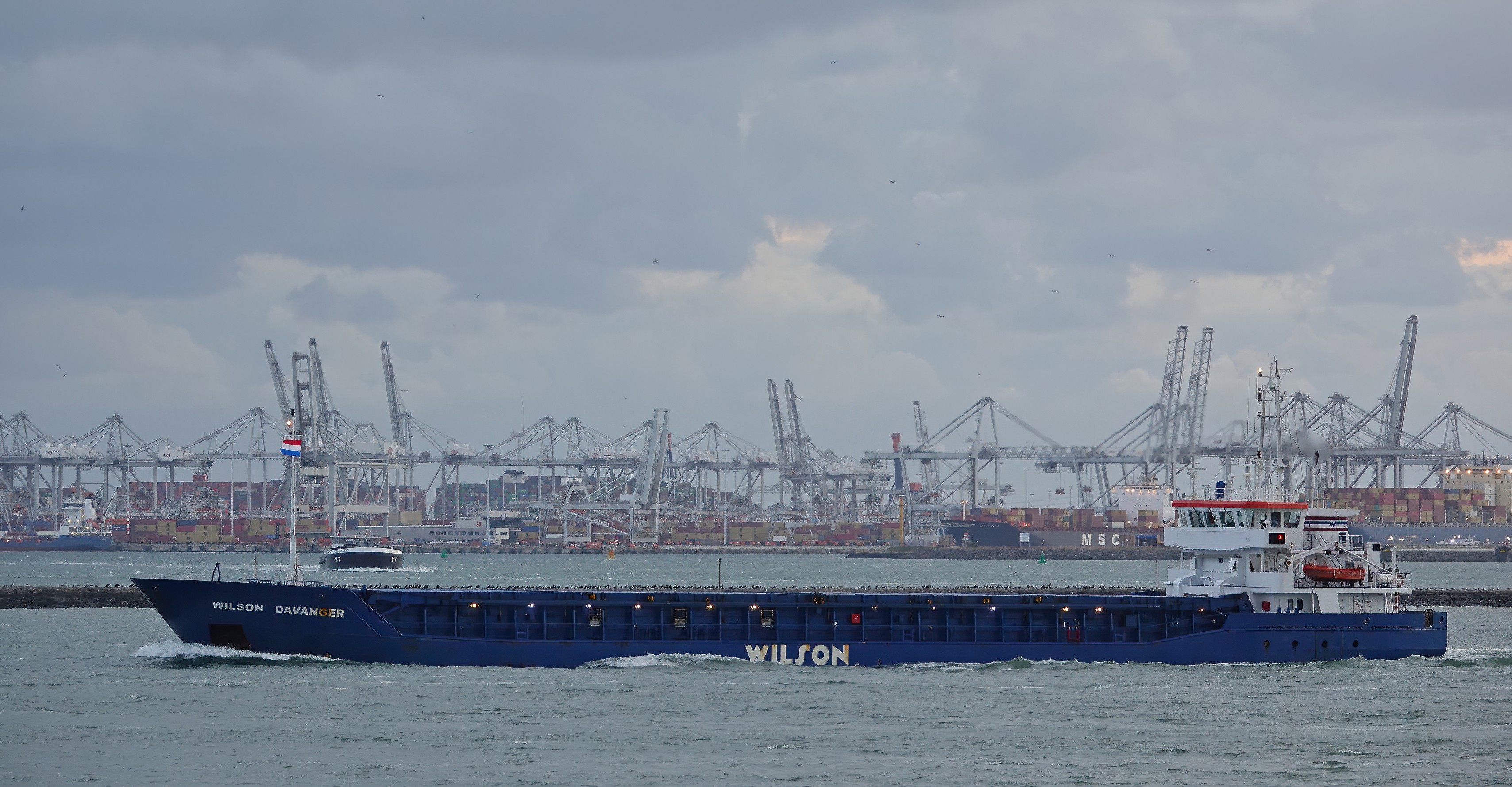 Transit: WILSON DAVANGER      entering English South Coast at The Dover Strait
