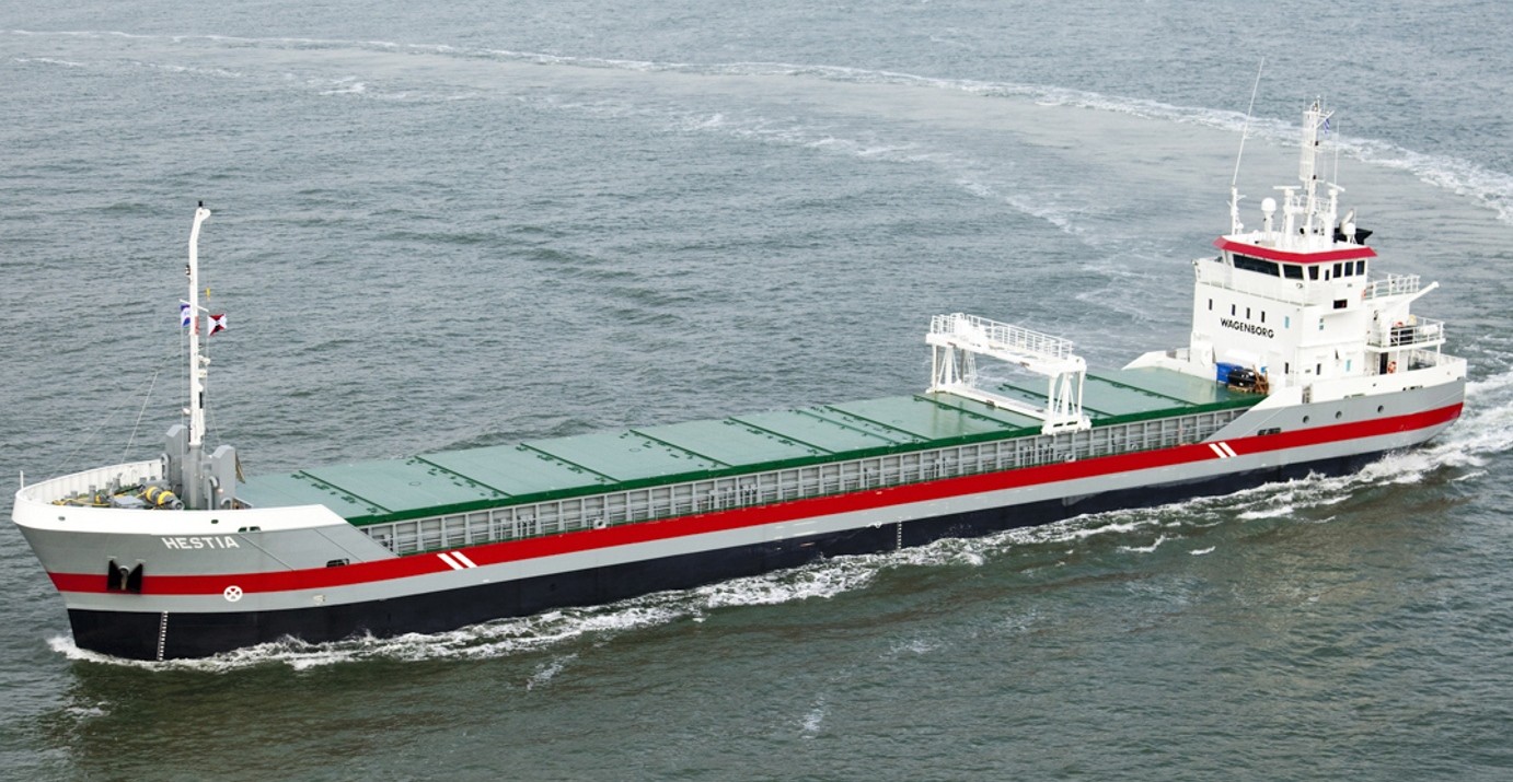 Transit: HESTIA entering English South Coast at The Dover Strait