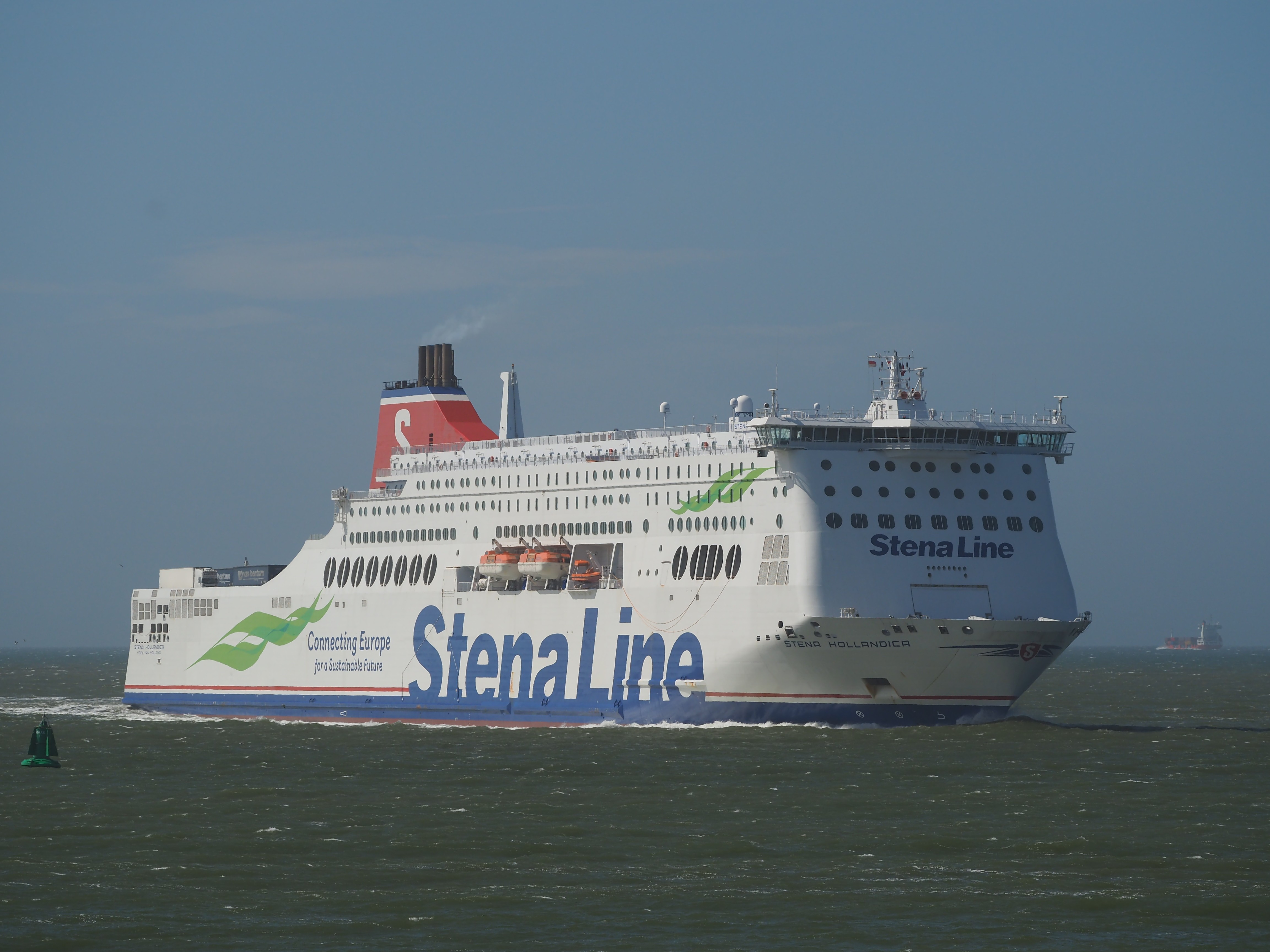 Felixstowe Departure: STENA HOLLANDICA