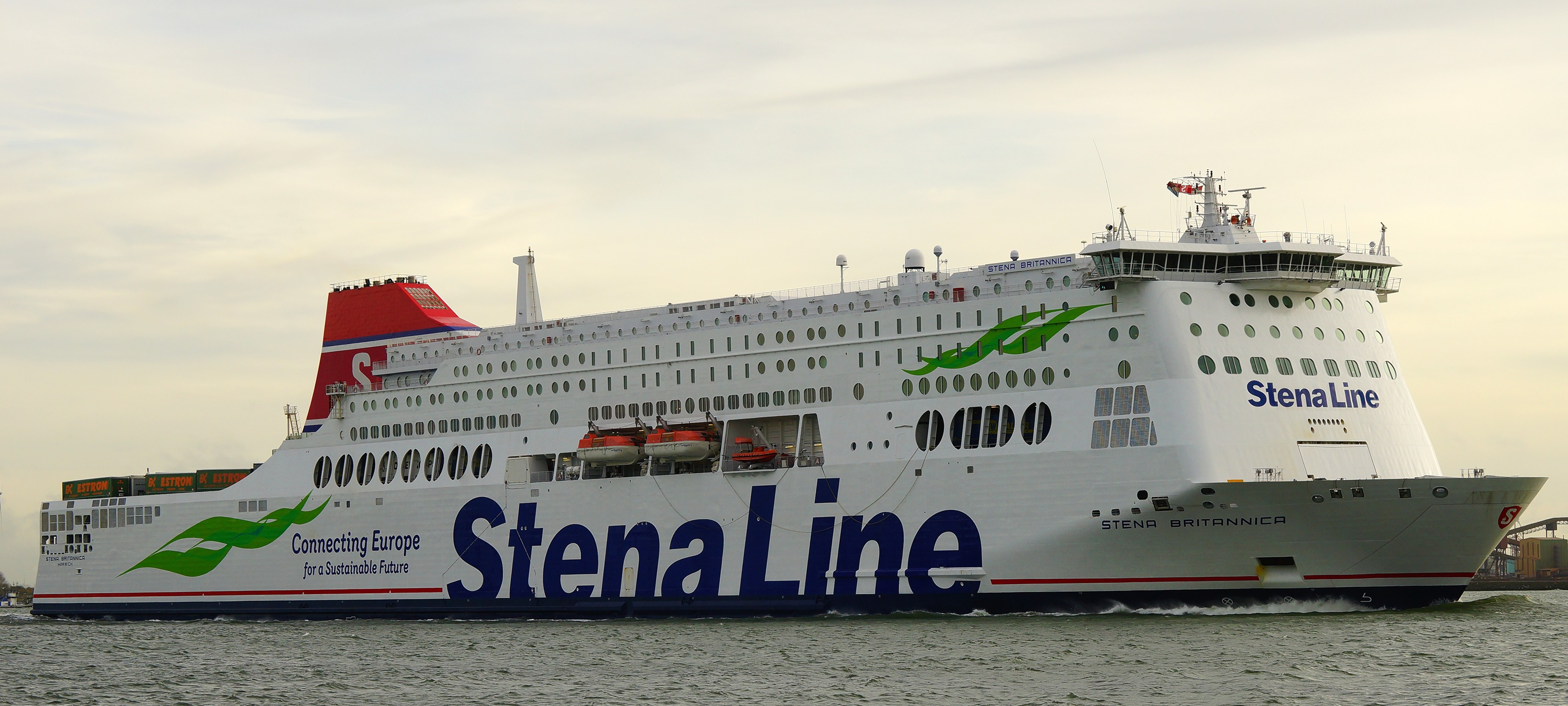 Felixstowe Departure: STENA BRITANNICA