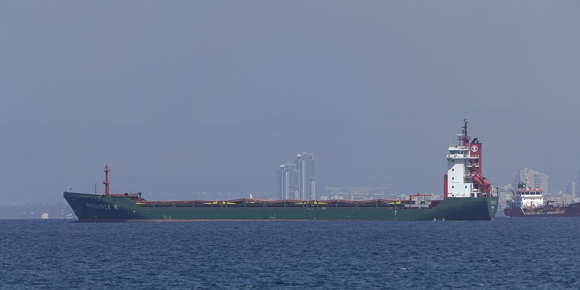 Transit: BEGONIA              entering English South Coast at The Dover Strait