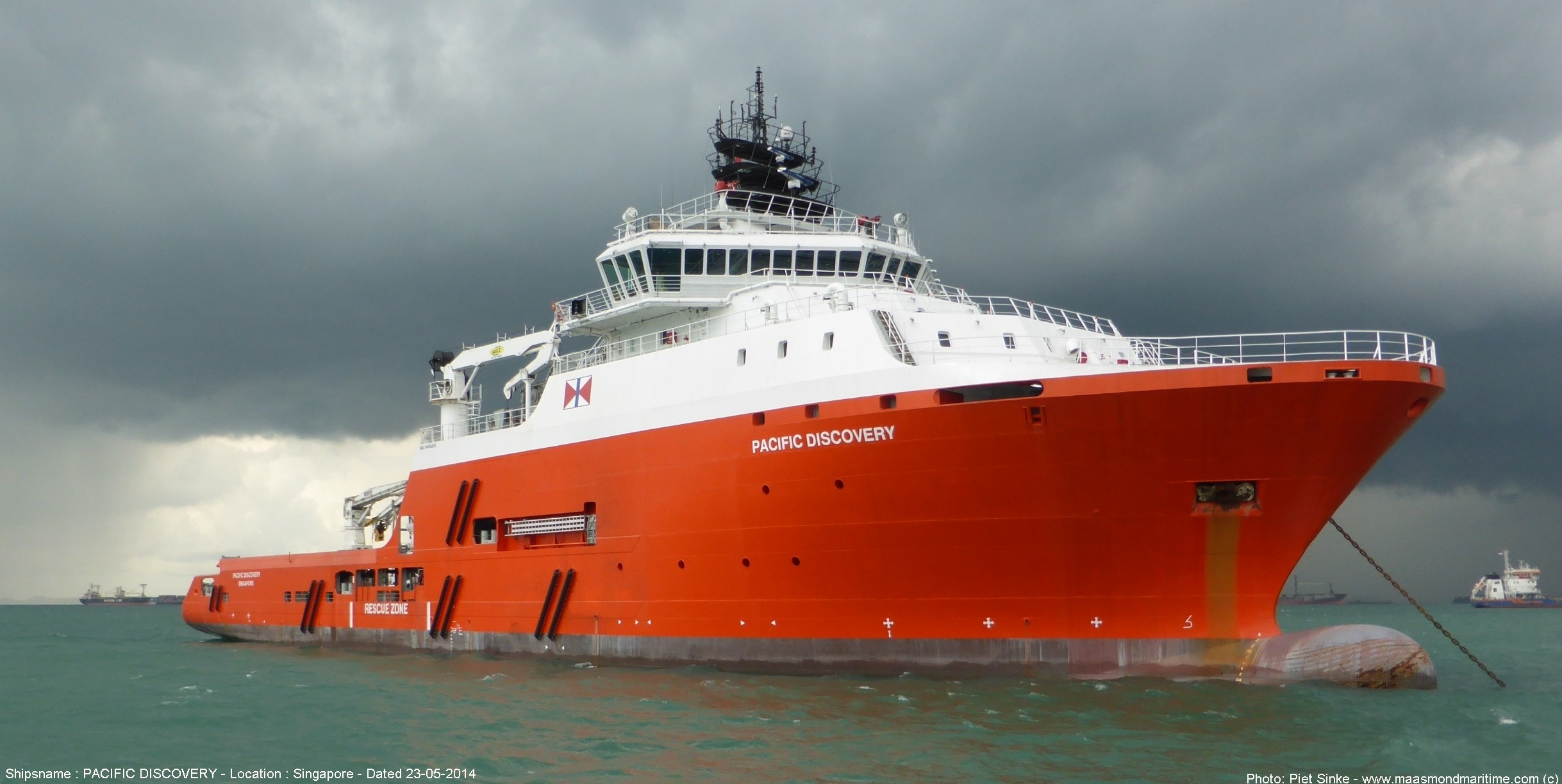  Celtic Sea - PACIFIC DISCOVERY transiting Celtic Sea
