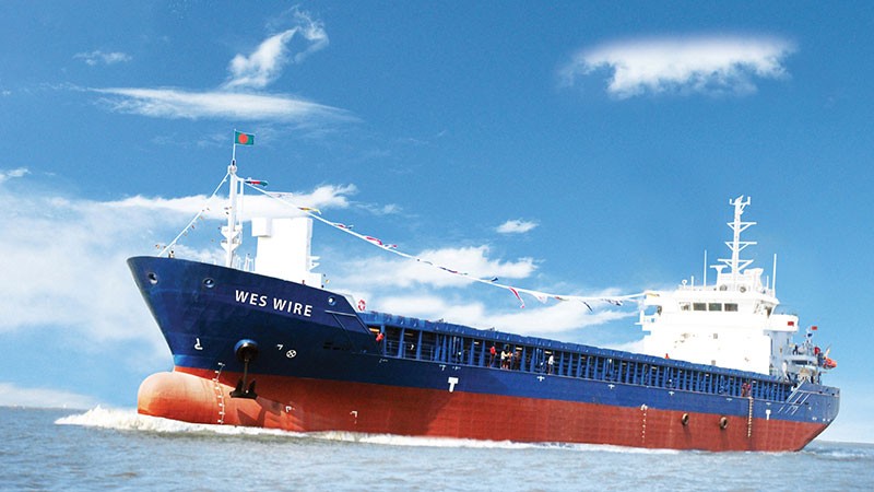  Irish Sea - NOPAC CHALLENGER     transiting Irish Sea off Wales