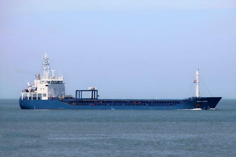  Irish Sea - FREDERIK             transiting Irish Sea off Wales