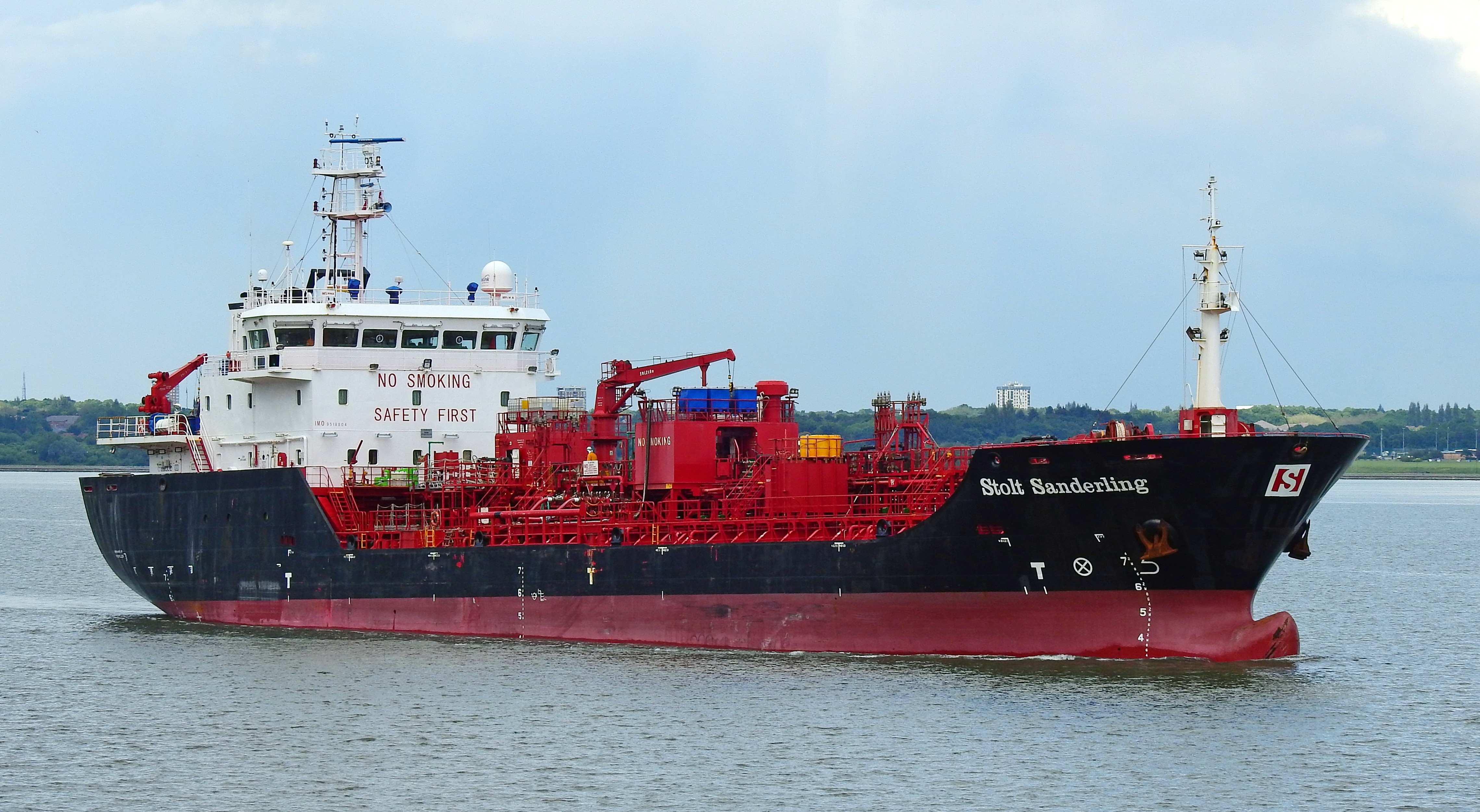 Transit: STOLT SANDERLING     entering English South Coast at The Dover Strait