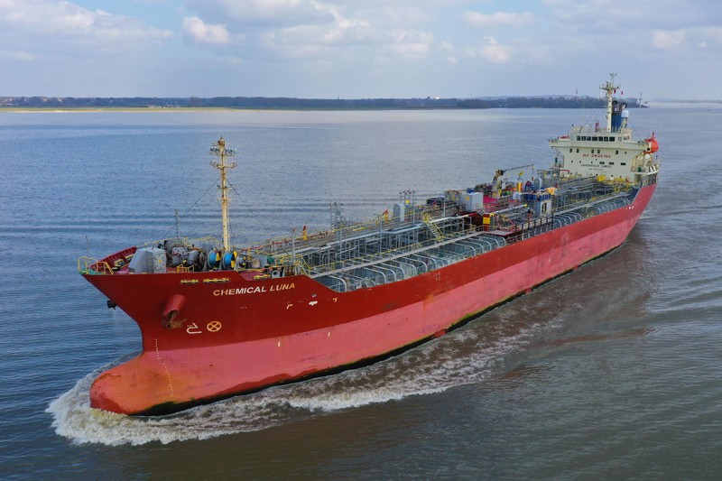 Transit: CHEMICAL LUNA entering English South Coast at The Dover Strait