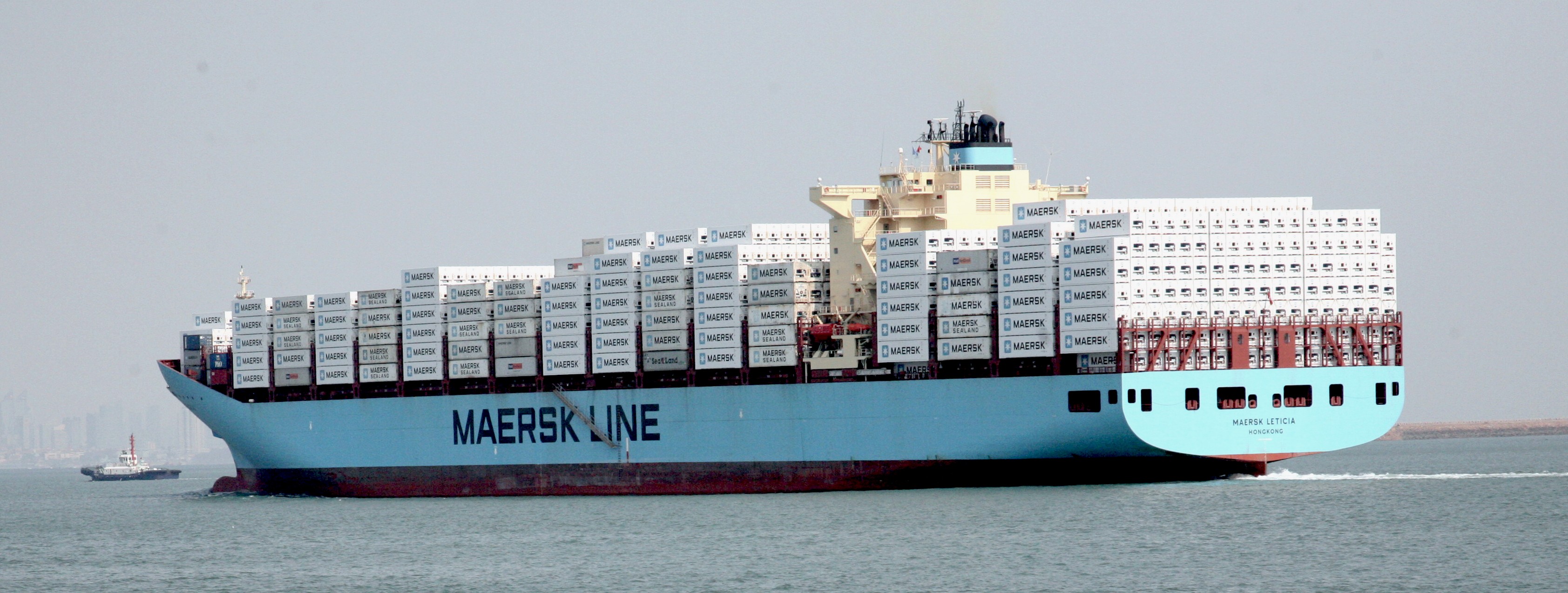  Celtic Sea - MAERSK LETICIA       transiting Celtic Sea