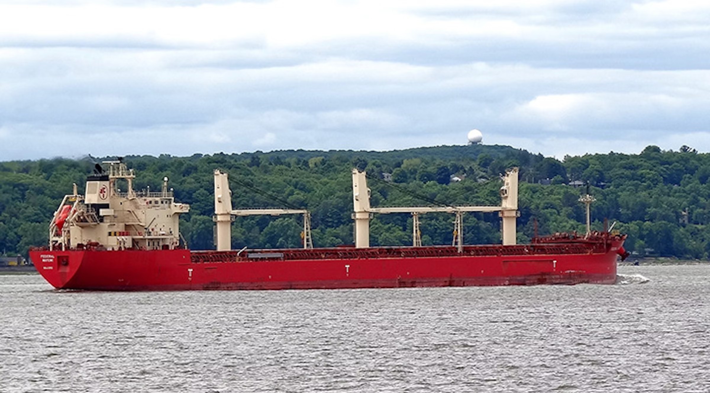 Transit: FEDERAL MAYUMI       entering English South Coast at The Dover Strait