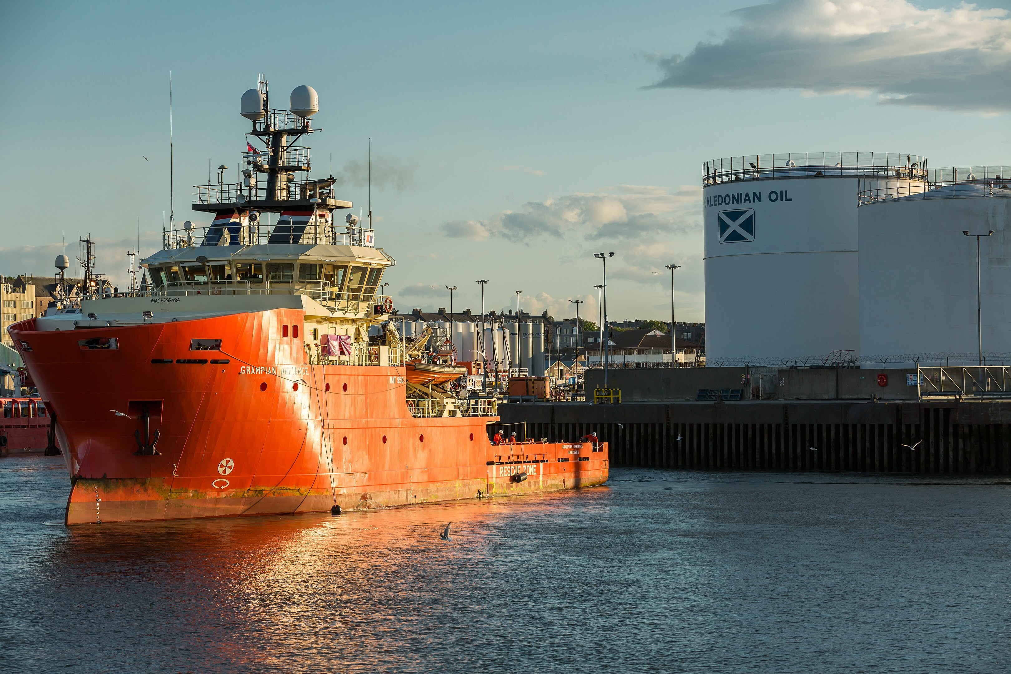Aberdeen Departure: GRAMPIAN DEFIANCE   