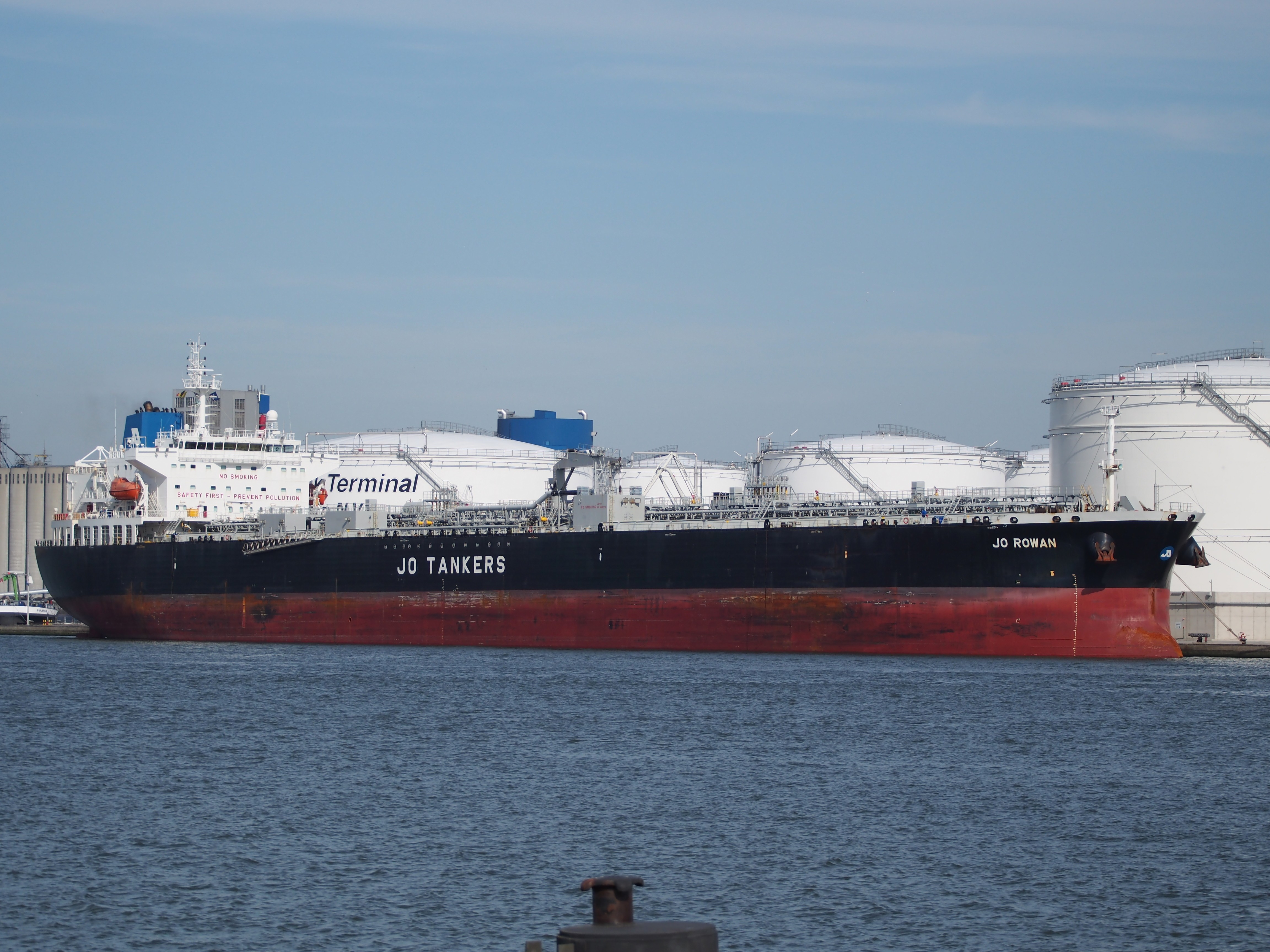 Transit: TORM INTEGRITY       entering English South Coast at The Dover Strait