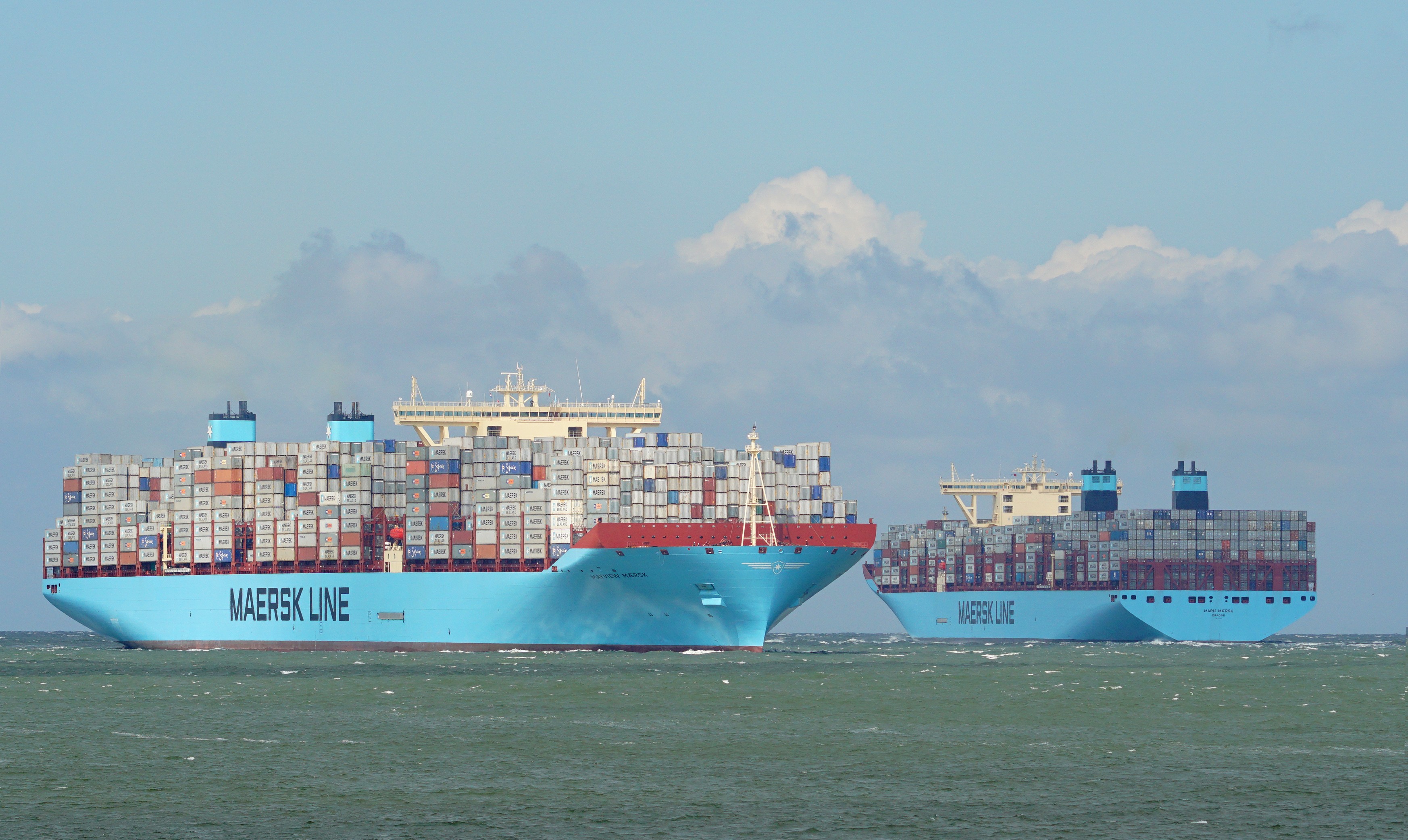 Thames Departure: MARIE MAERSK