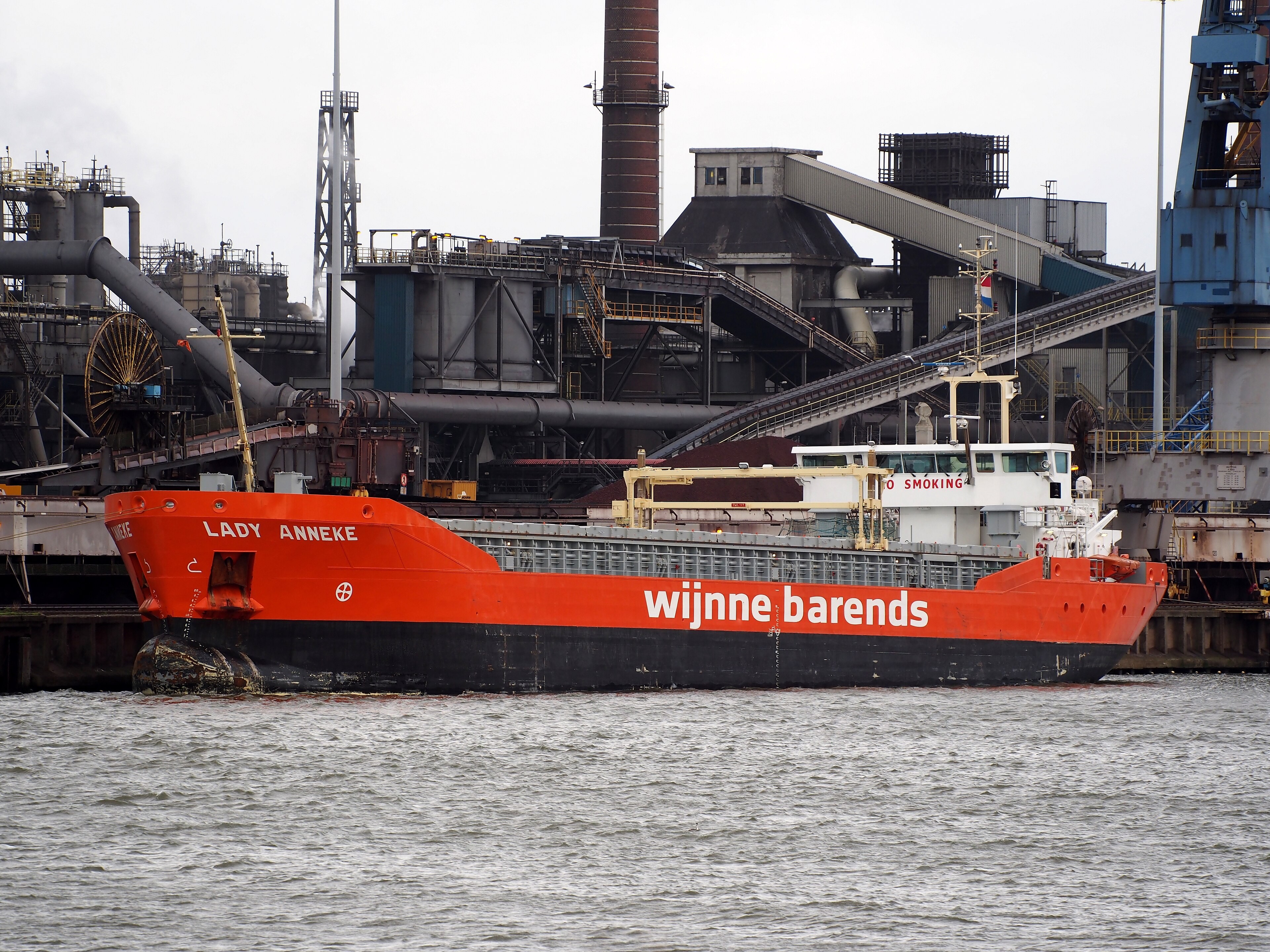  Scottish East Coast - LADY ANNEKE          transiting John O'Groats Approach