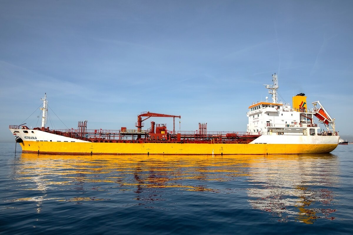 Transit: HERBANIA             entering English South Coast at The Dover Strait