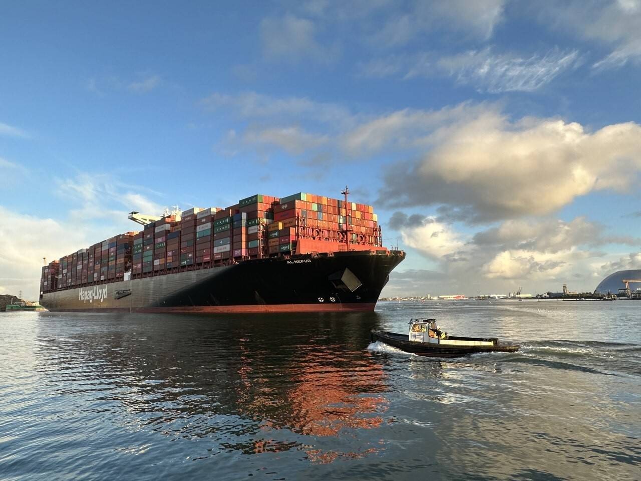 Transit: AL NEFUD entering English South Coast at The Dover Strait