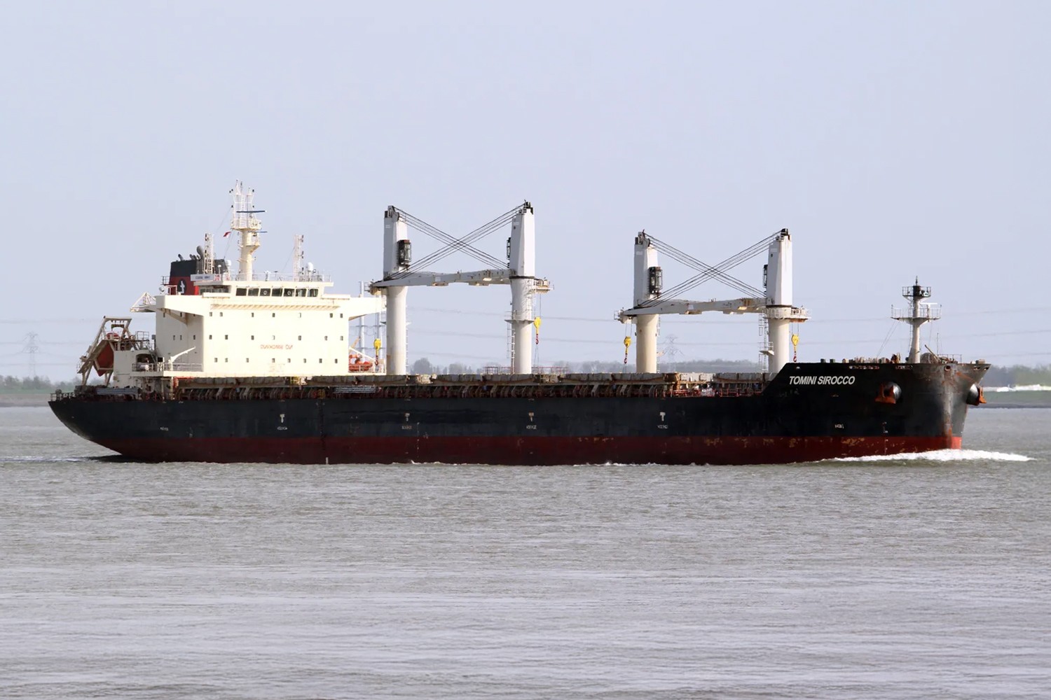 Transit: TOMINI SIROCCO       entering English South Coast at The Dover Strait