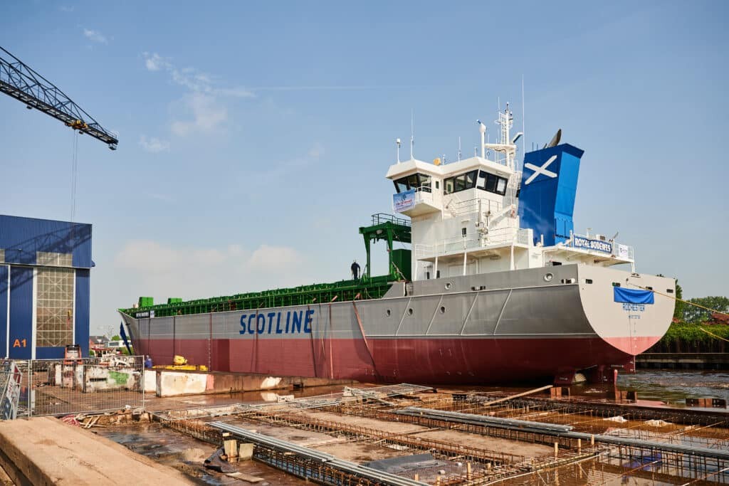 Thames Departure: SCOT ISLES          