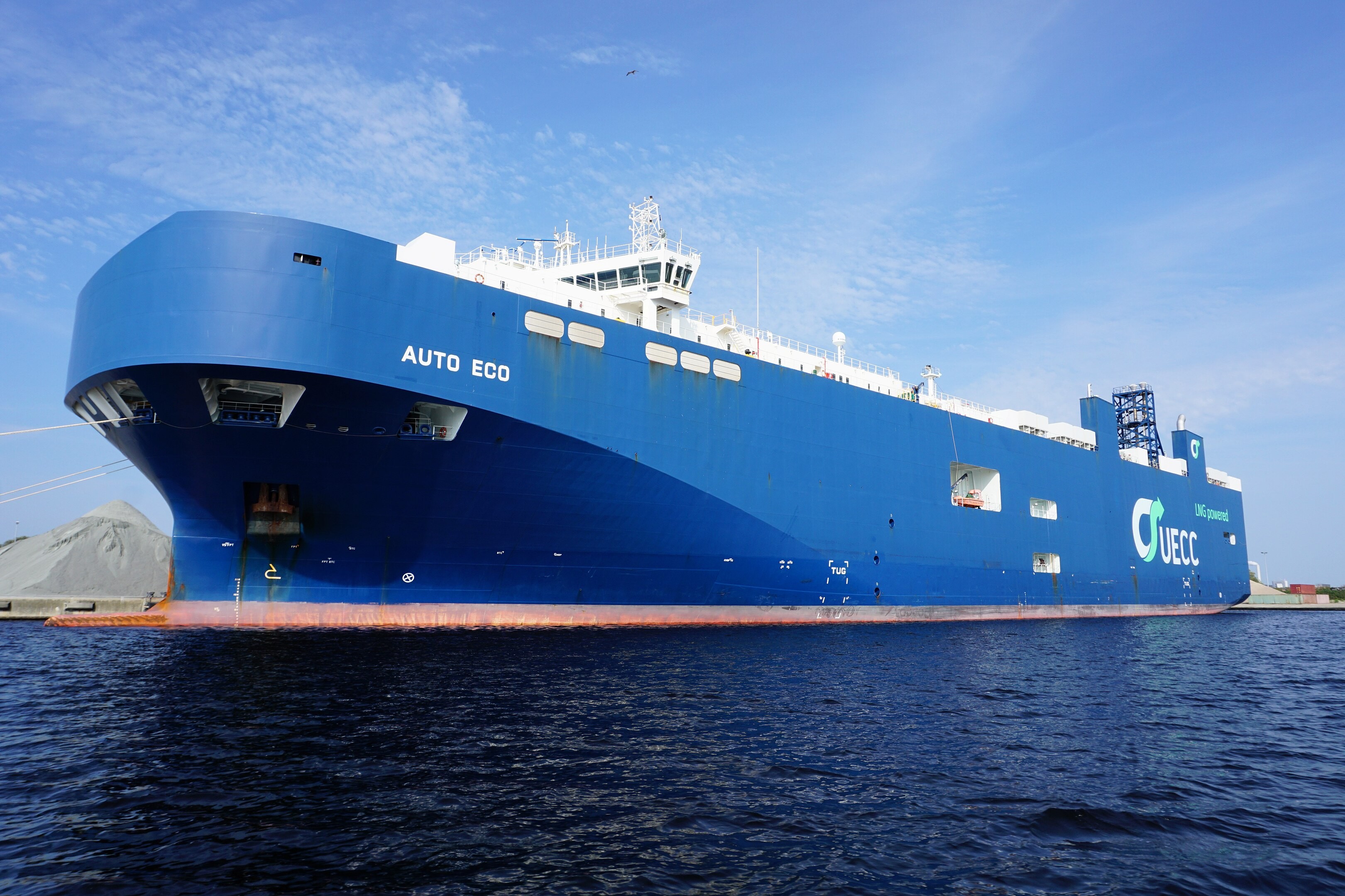 Transit: AUTO ECO             entering English South Coast at The Dover Strait