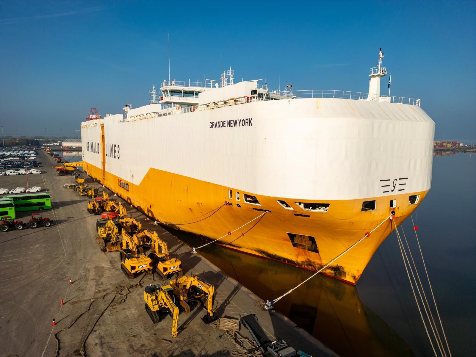 Southampton Departure: GRANDE NEW YORK     